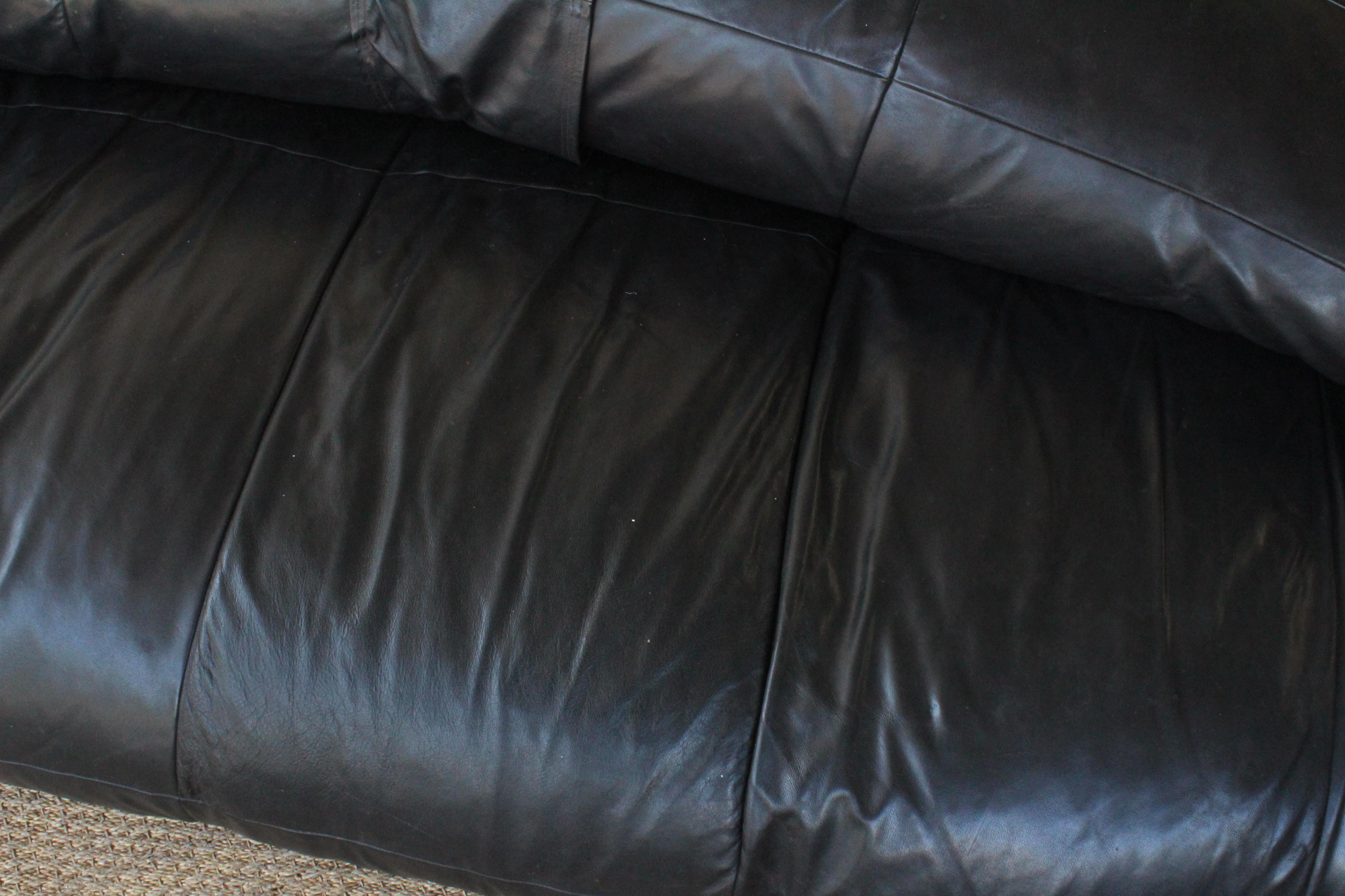 Late 20th Century Oversized Leather Bean Bag Sofa, Italy, 1970s