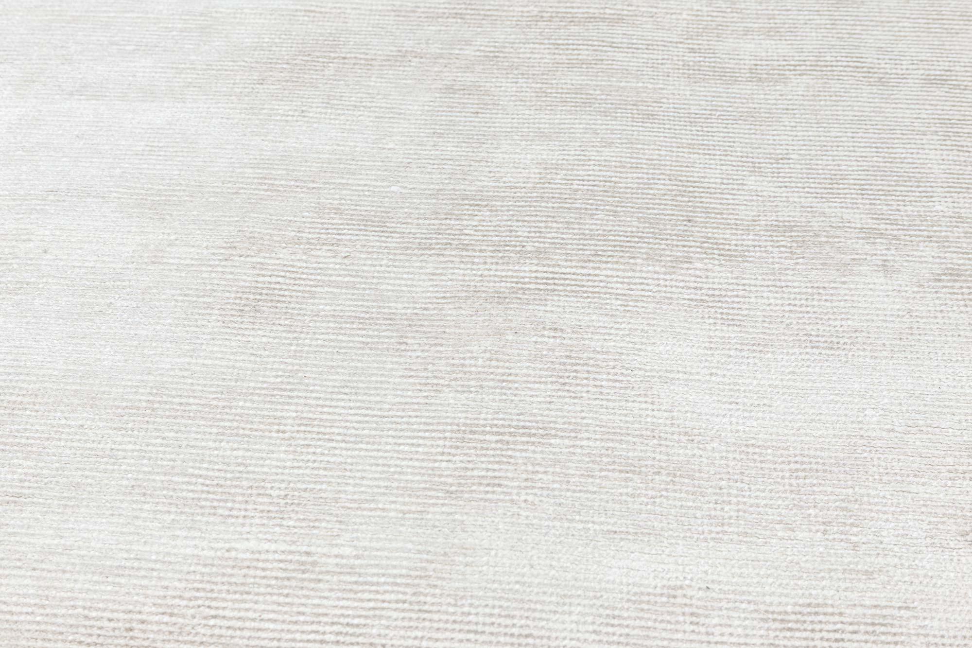 Oversized line grip Modern carpet by Doris Leslie Blau.
Size: 13'9