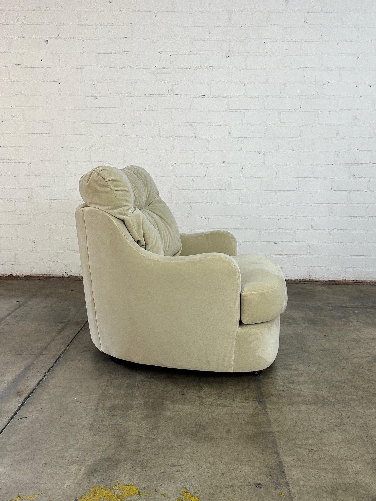 Oversized Lounge chair and ottoman For Sale 2