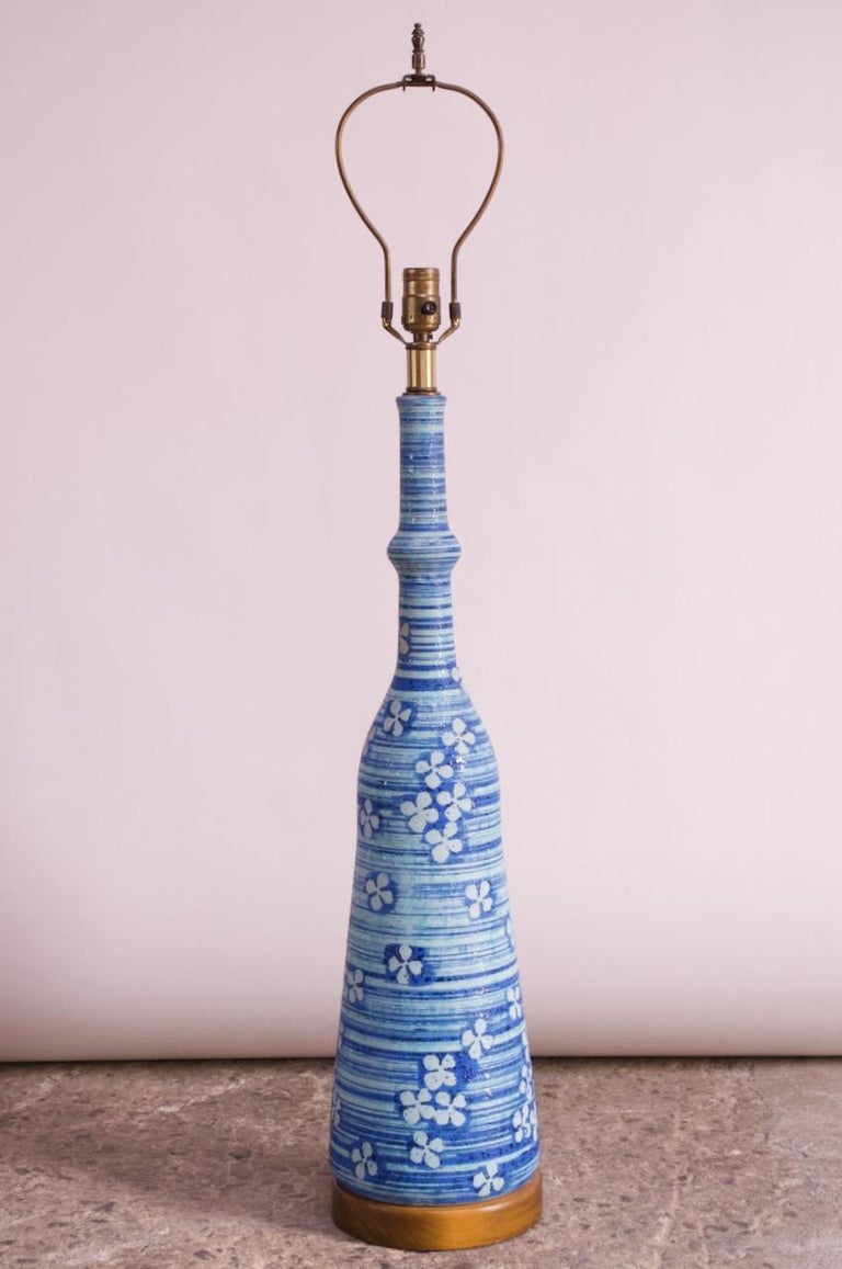 American Oversized Midcentury Blue Ceramic Lamp with Floral Motif For Sale