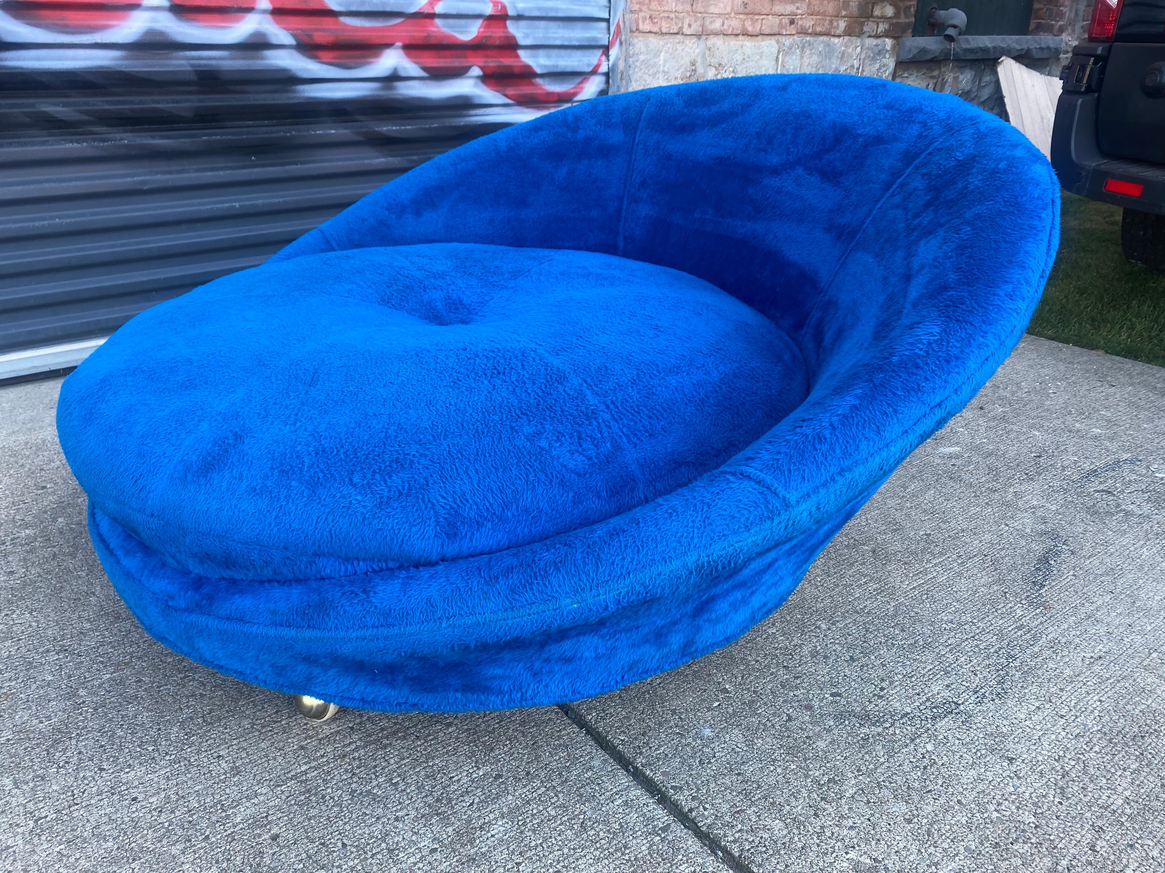 Oversized Milo Baughman Round Circular Chaise 