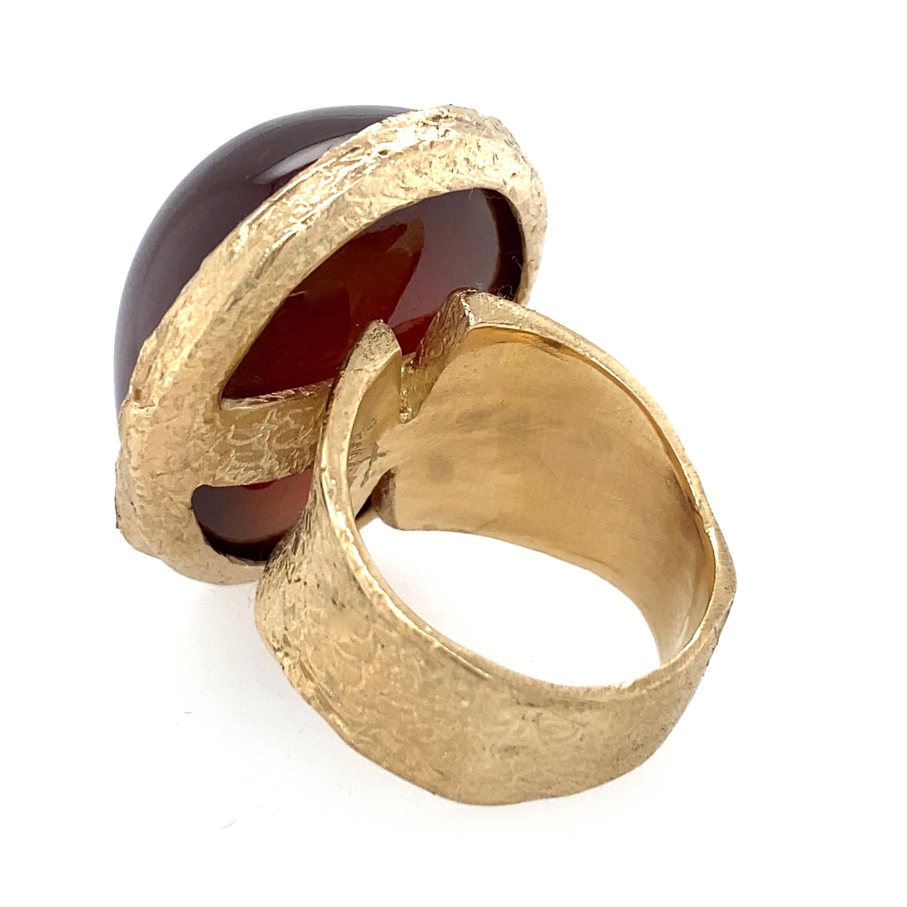 Oversized Modern Cocktail Ring with 95 Carat Almandine Garnet in Yellow Gold 5