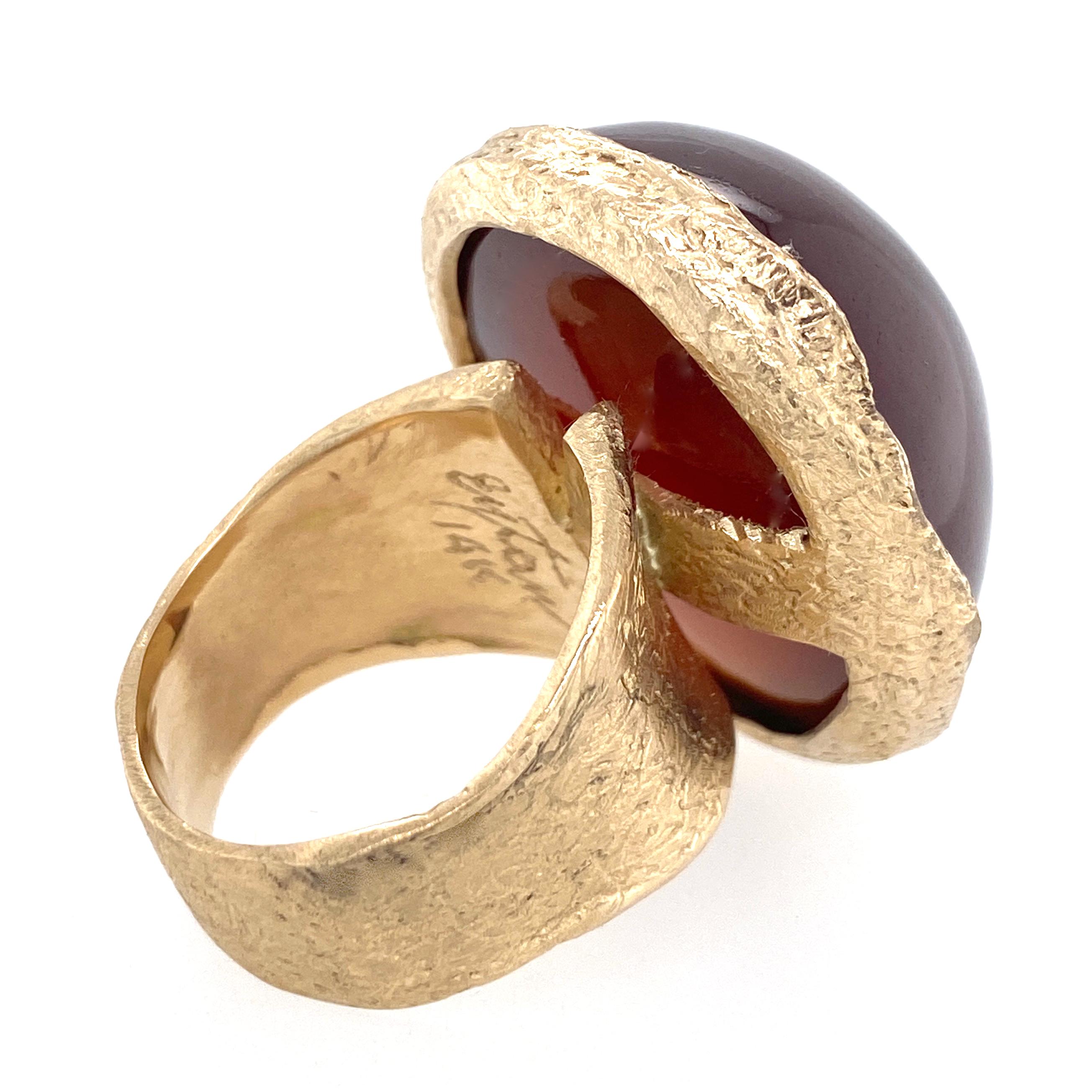 Oversized Modern Cocktail Ring with 95 Carat Almandine Garnet in Yellow Gold 7