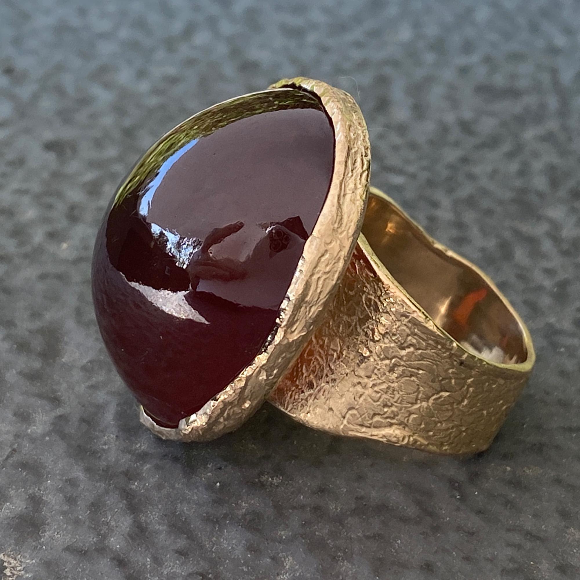Oversized Modern Cocktail Ring with 95 Carat Almandine Garnet in Yellow Gold 1