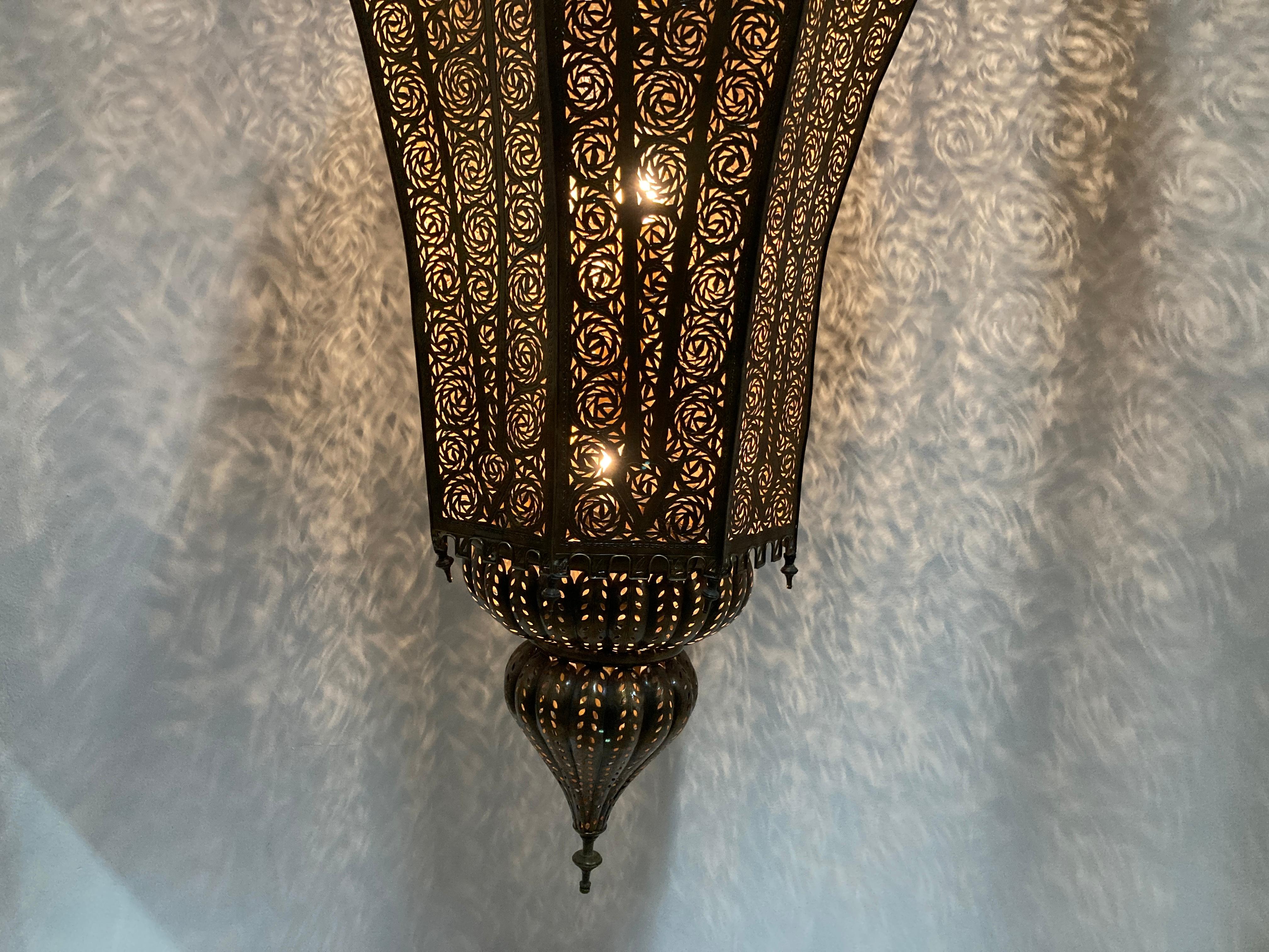 Moroccan Moorish Brass Riad Chandelier Oversized For Sale 9