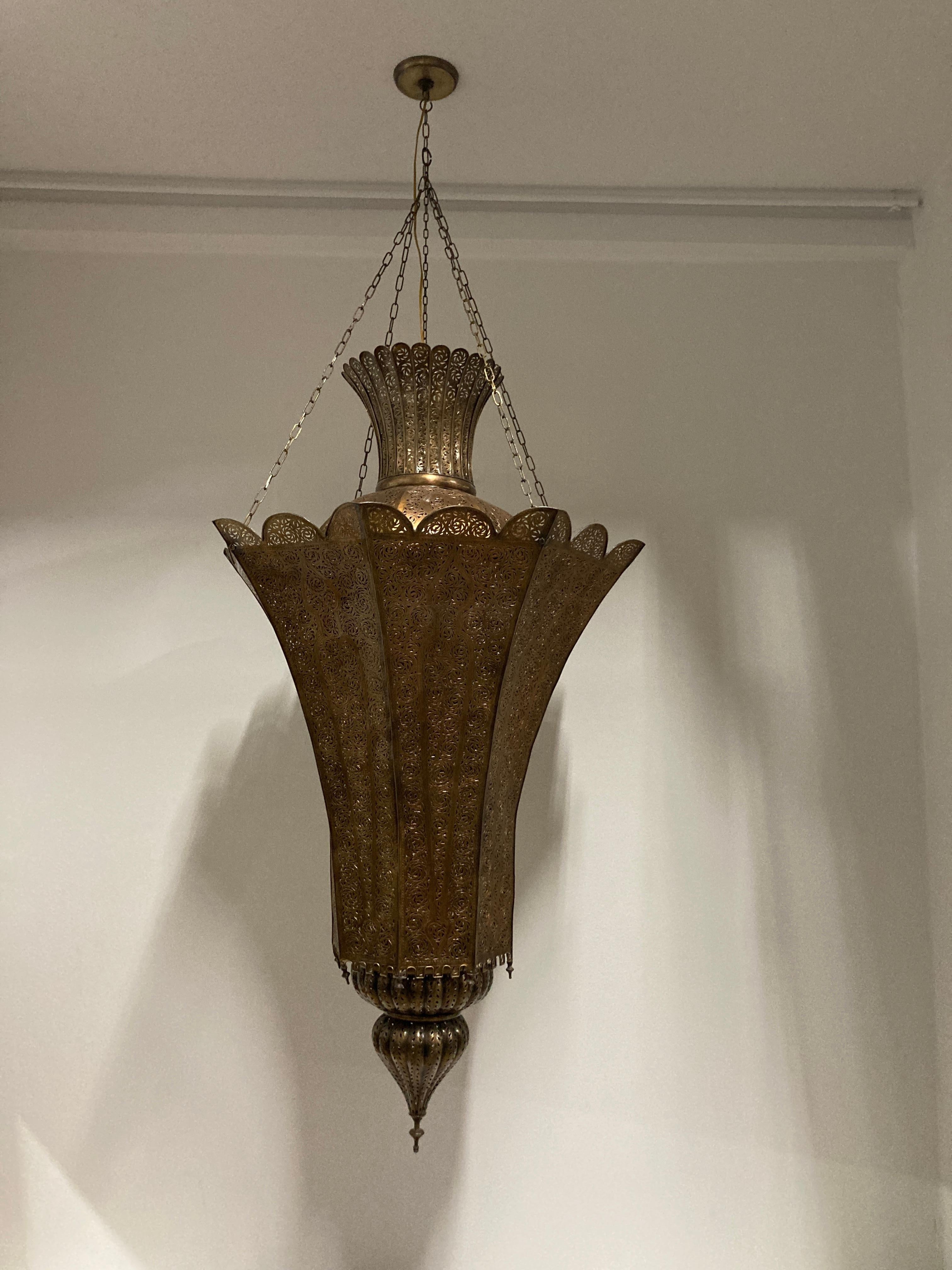 Moroccan Moorish Brass Riad Chandelier Oversized For Sale 11