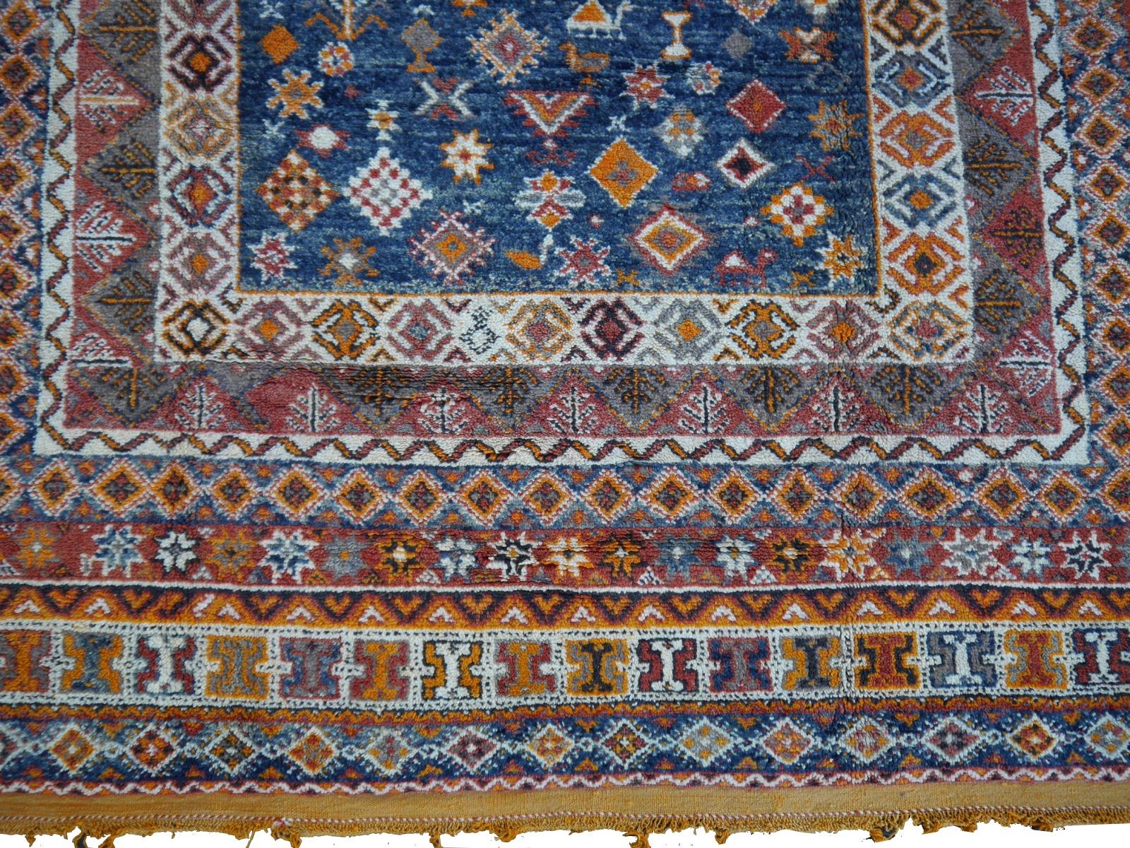 Oversized Moroccan Vintage Rug North African Tribal Design Djoharian Collection For Sale 8