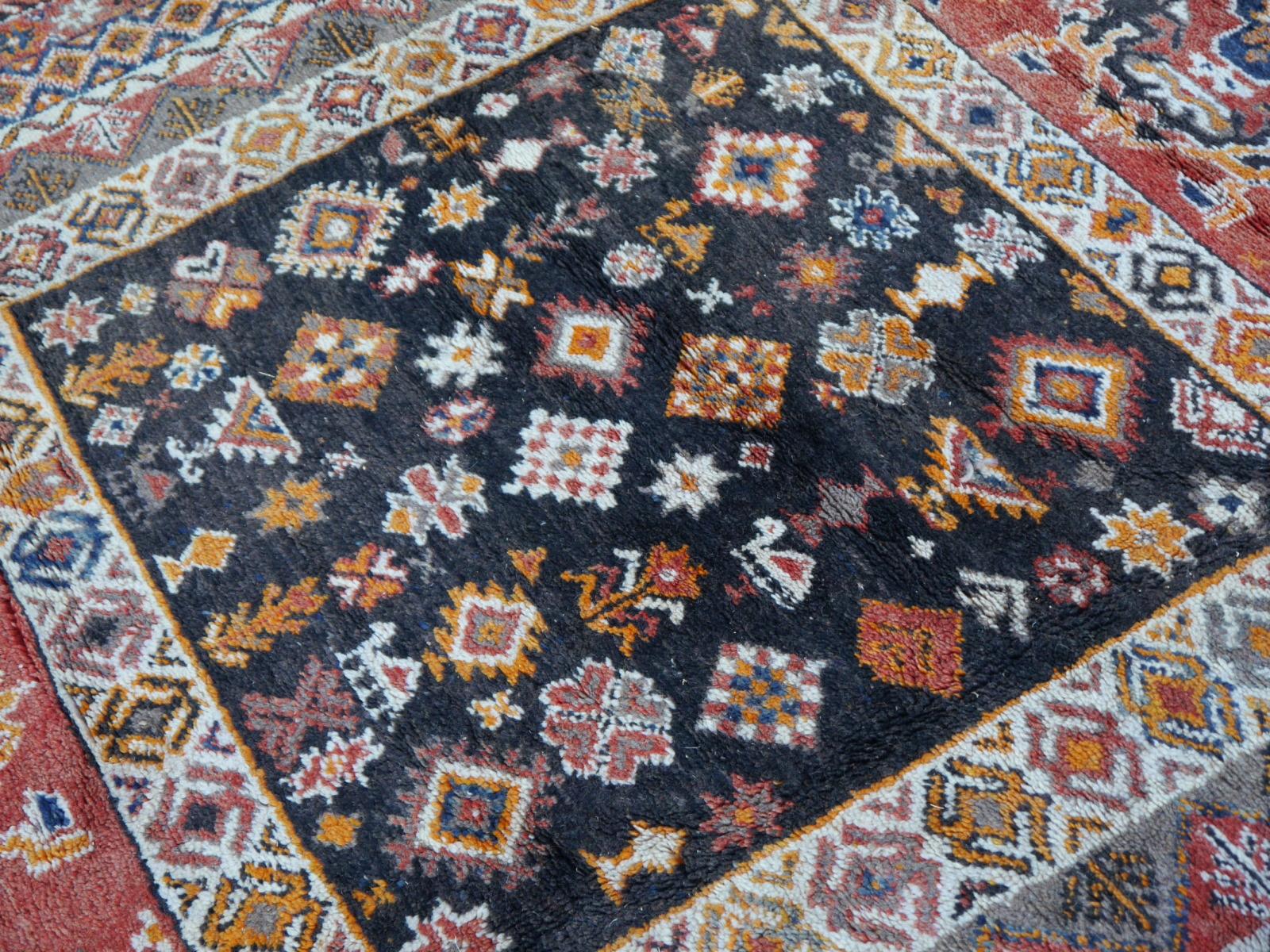 Oversized Moroccan Vintage Rug North African Tribal Design Djoharian Collection For Sale 11
