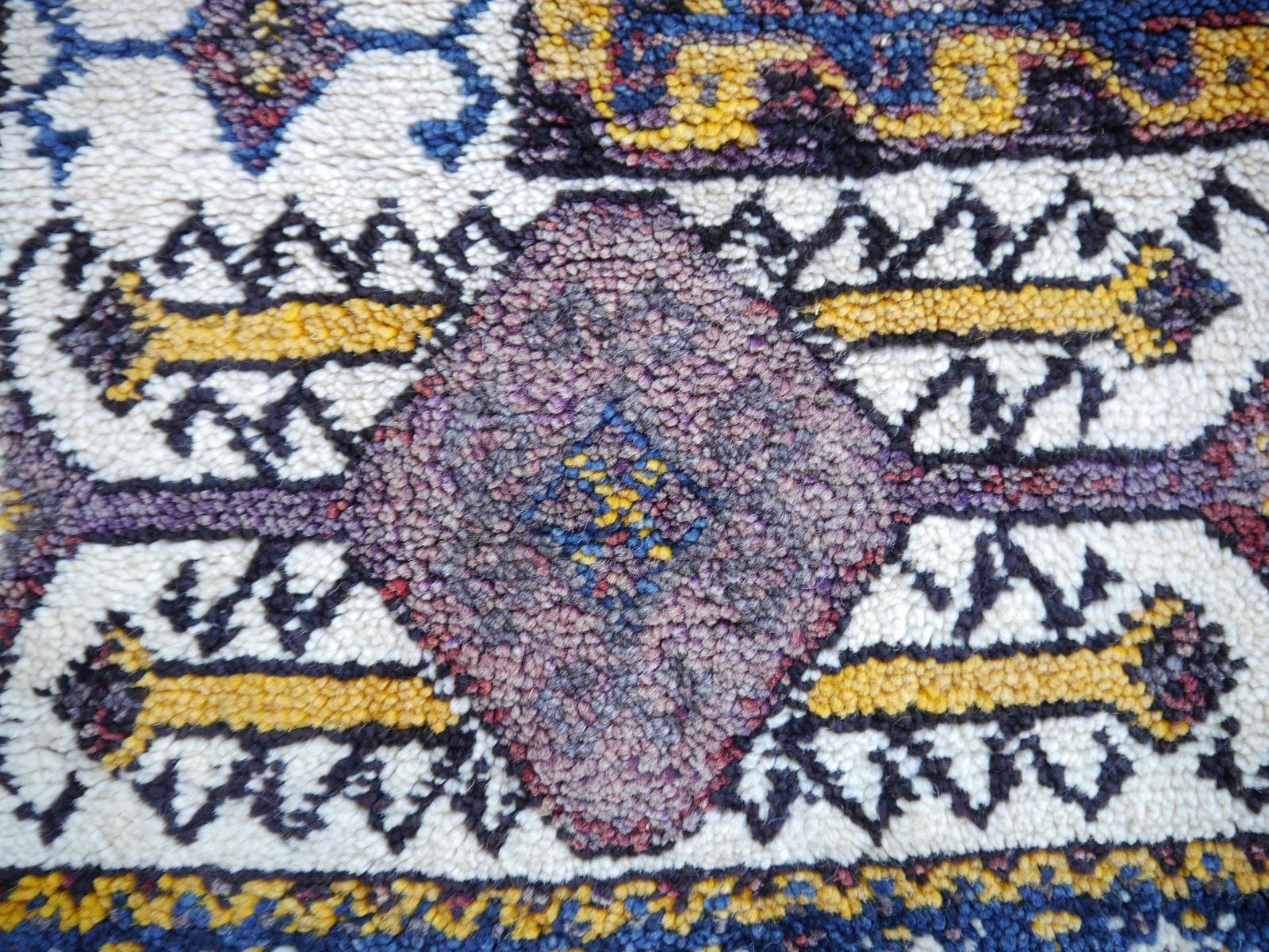 Oversized Moroccan Vintage Rug North African Tribal Design Djoharian Collection  For Sale 11