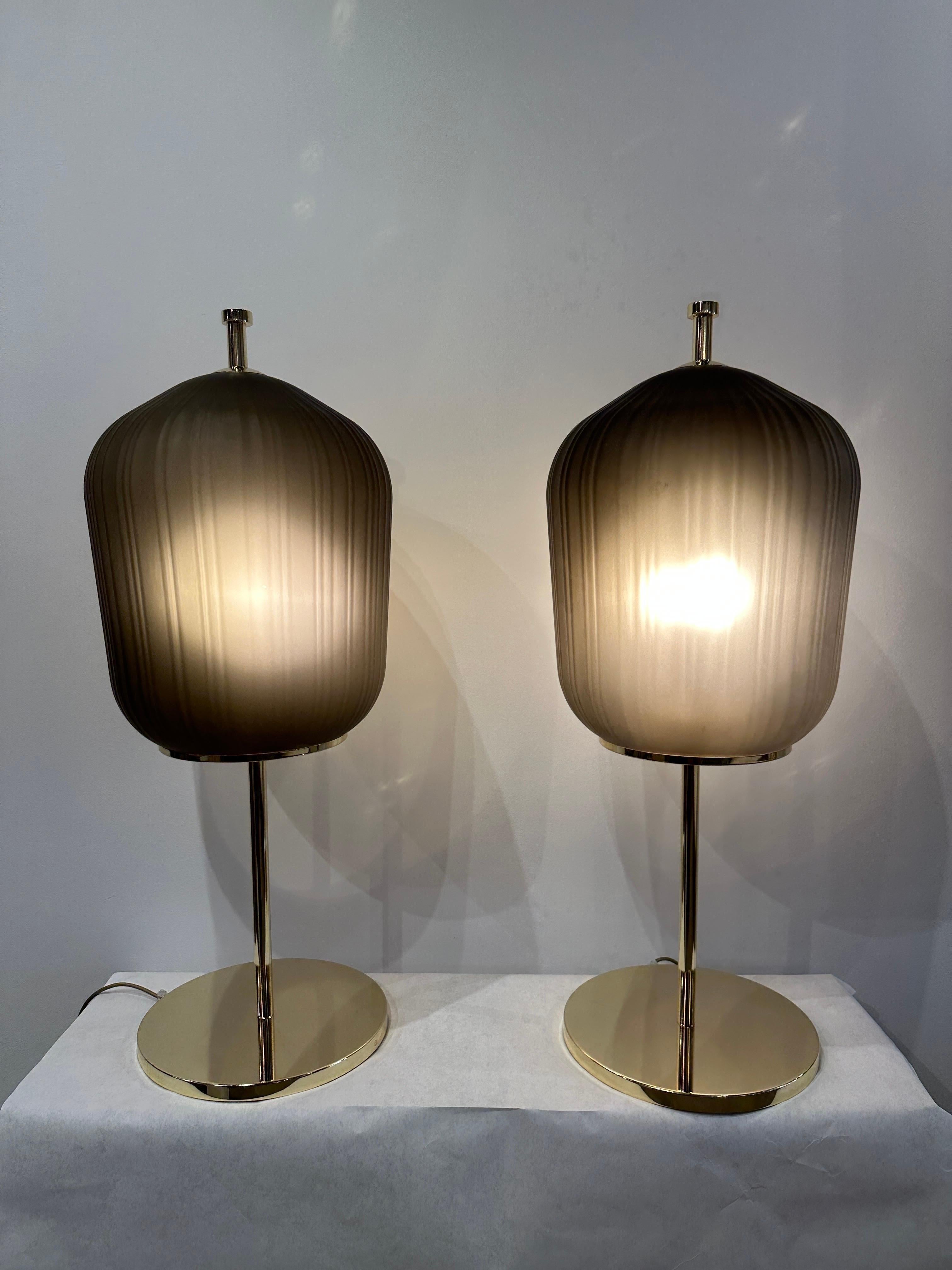 Paire de lampes de table lanterne surdimensionnée en verre de Murano en vente 1