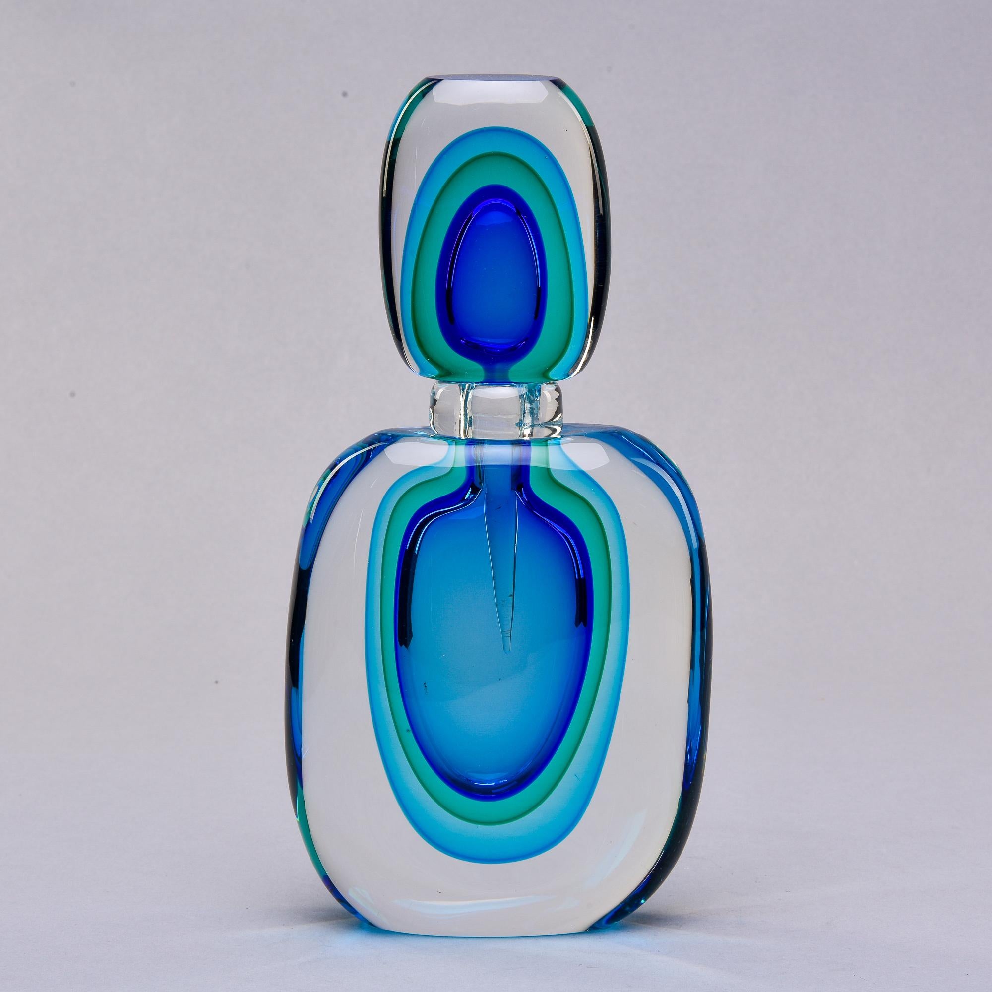 Oversized Murano Sommerso Shaded Blue Perfume Bottle In New Condition In Troy, MI