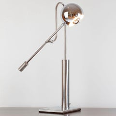 Bureau orientable surdimensionné  lampe par  J Bouvier, France