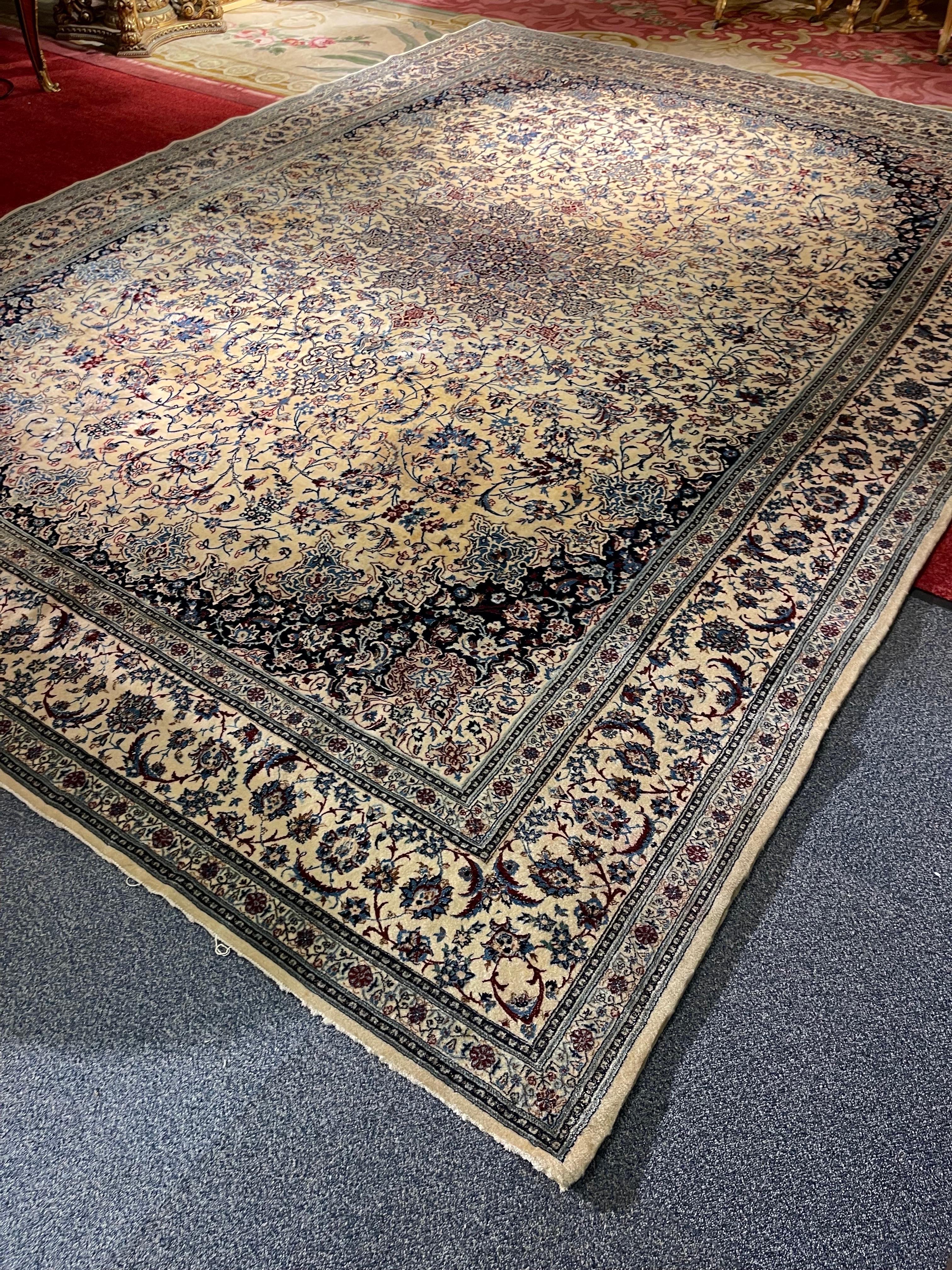 Oversized oriental rug Nain cork wool with silk, 20th century For Sale 8