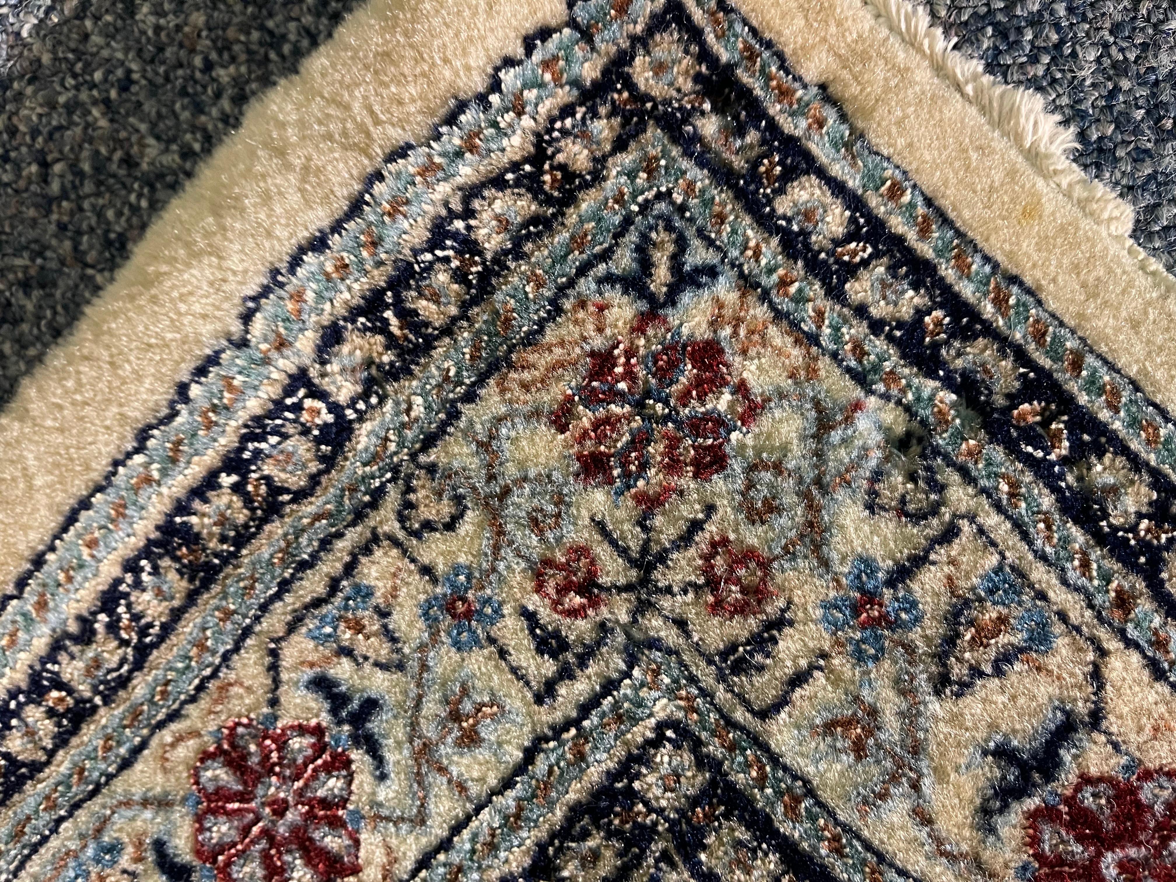 20th Century Oversized oriental rug Nain cork wool with silk, 20th century For Sale