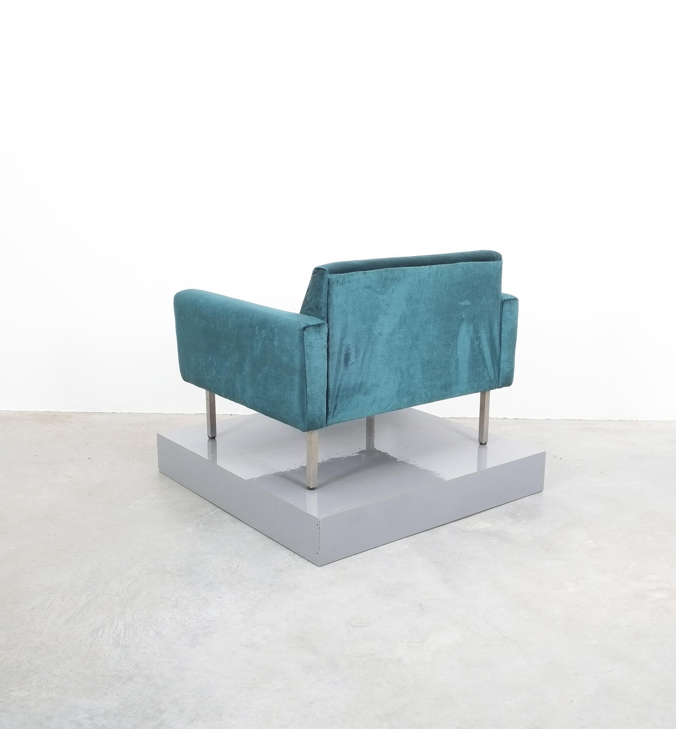 George Nelson Pair Chairs for Herman Miller, Oversized, Velvet, circa 1965 For Sale 2