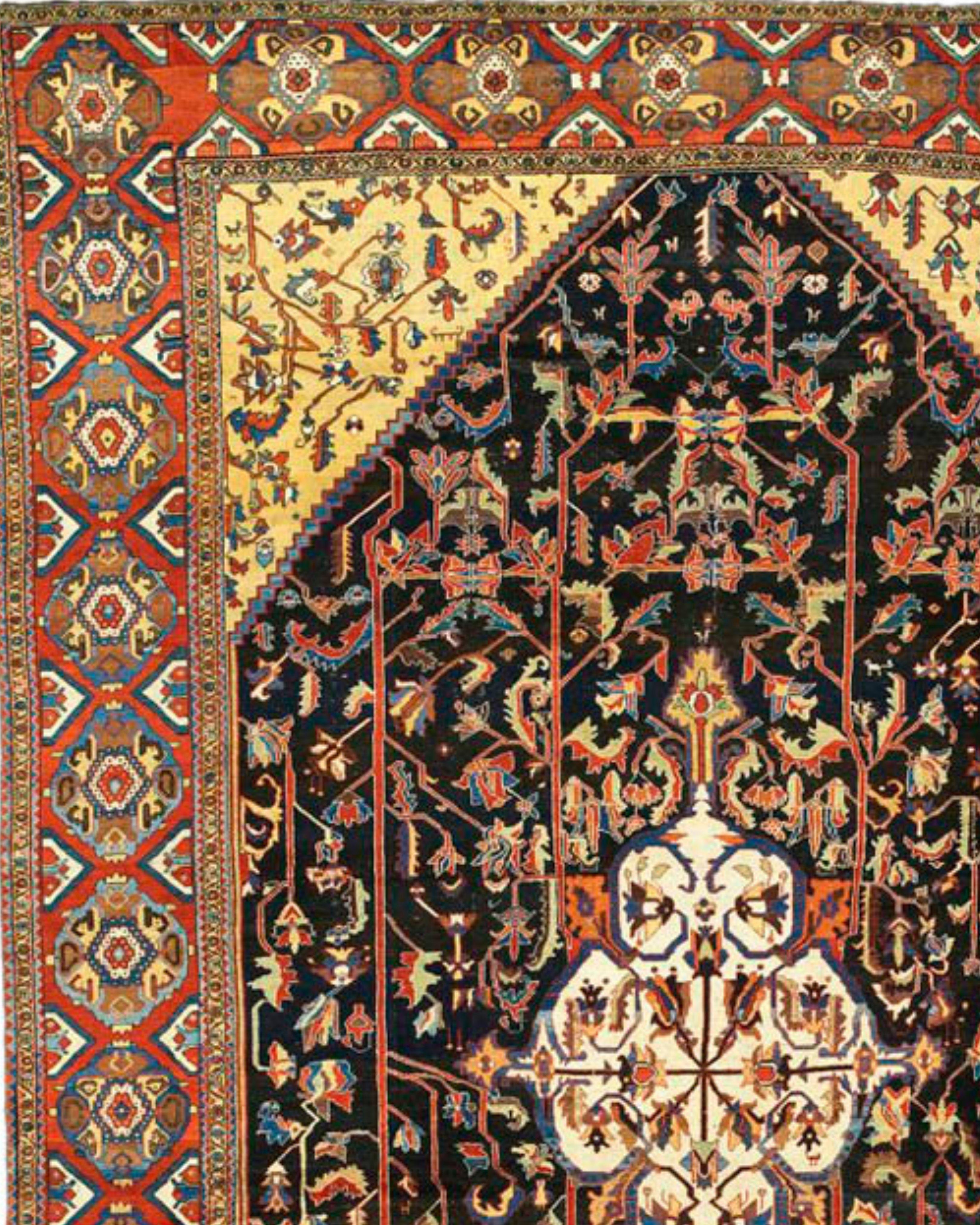 Persischer Bakhtiari-Teppich in Übergröße, 19. Jahrhundert im Zustand „Gut“ im Angebot in San Francisco, CA