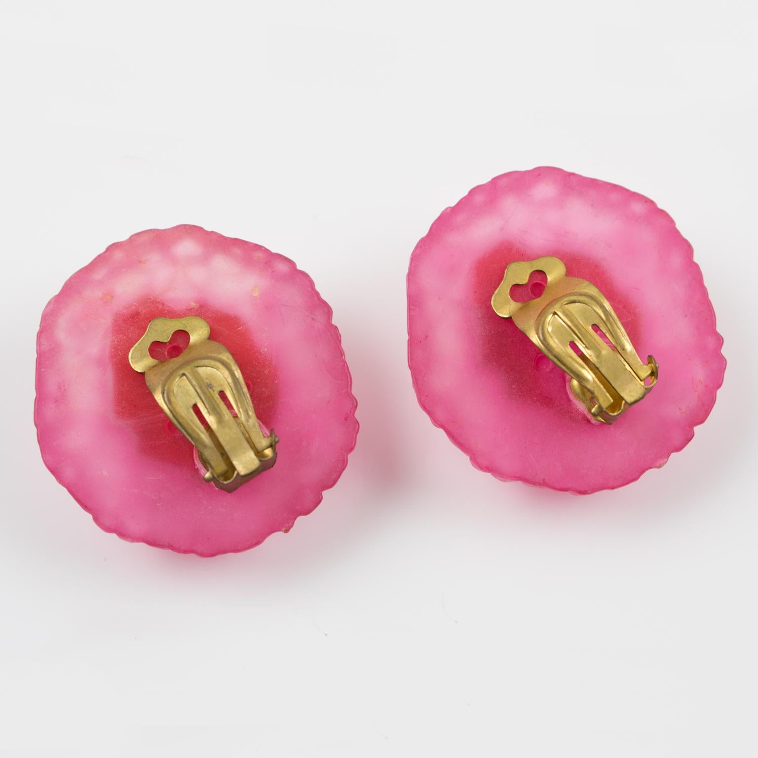 Modern Oversized Pink and Red Rock Lucite Clip Earrings For Sale