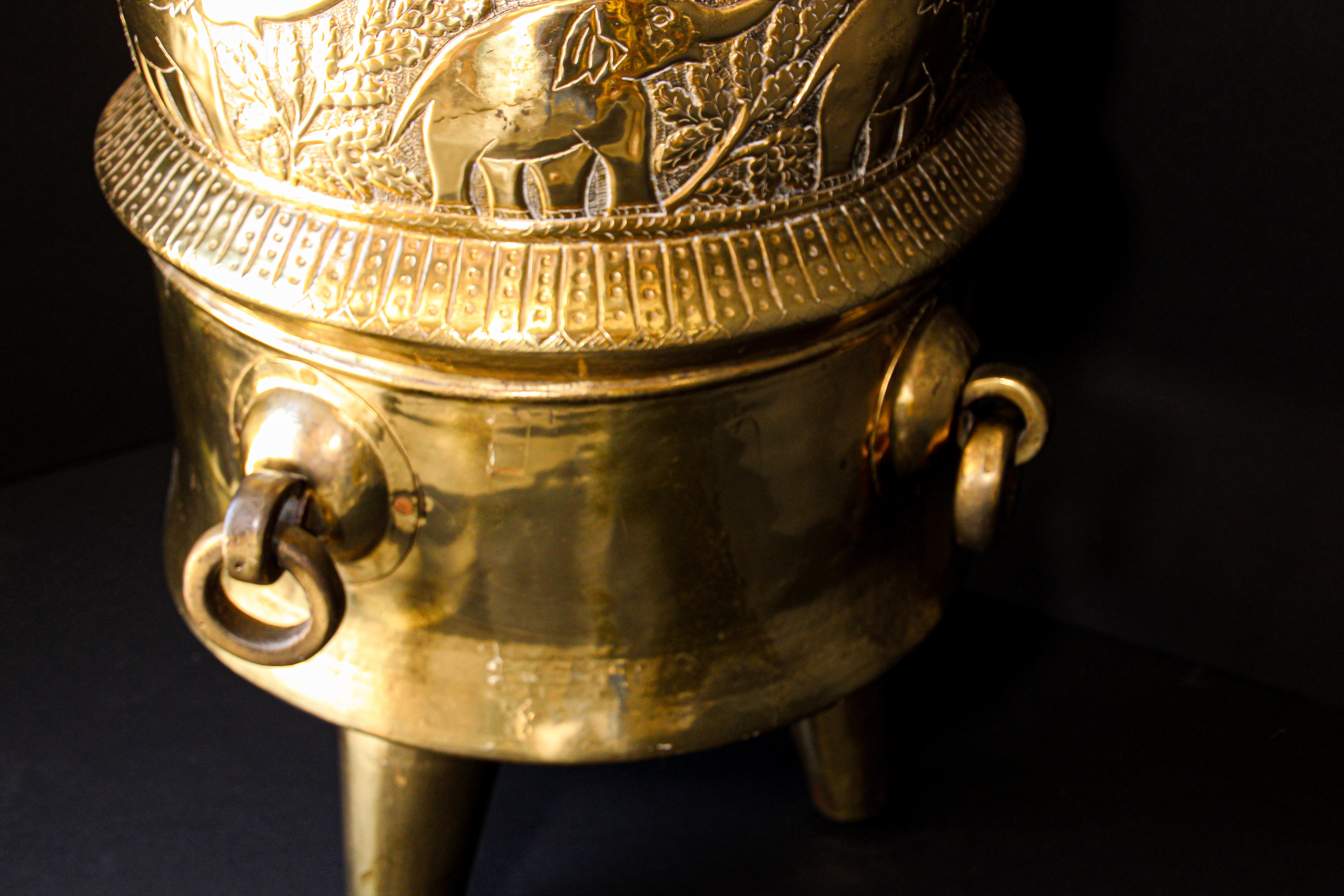 Oversized Antique Polished Brass Dablo Kathi Treasure Chest, West India 6