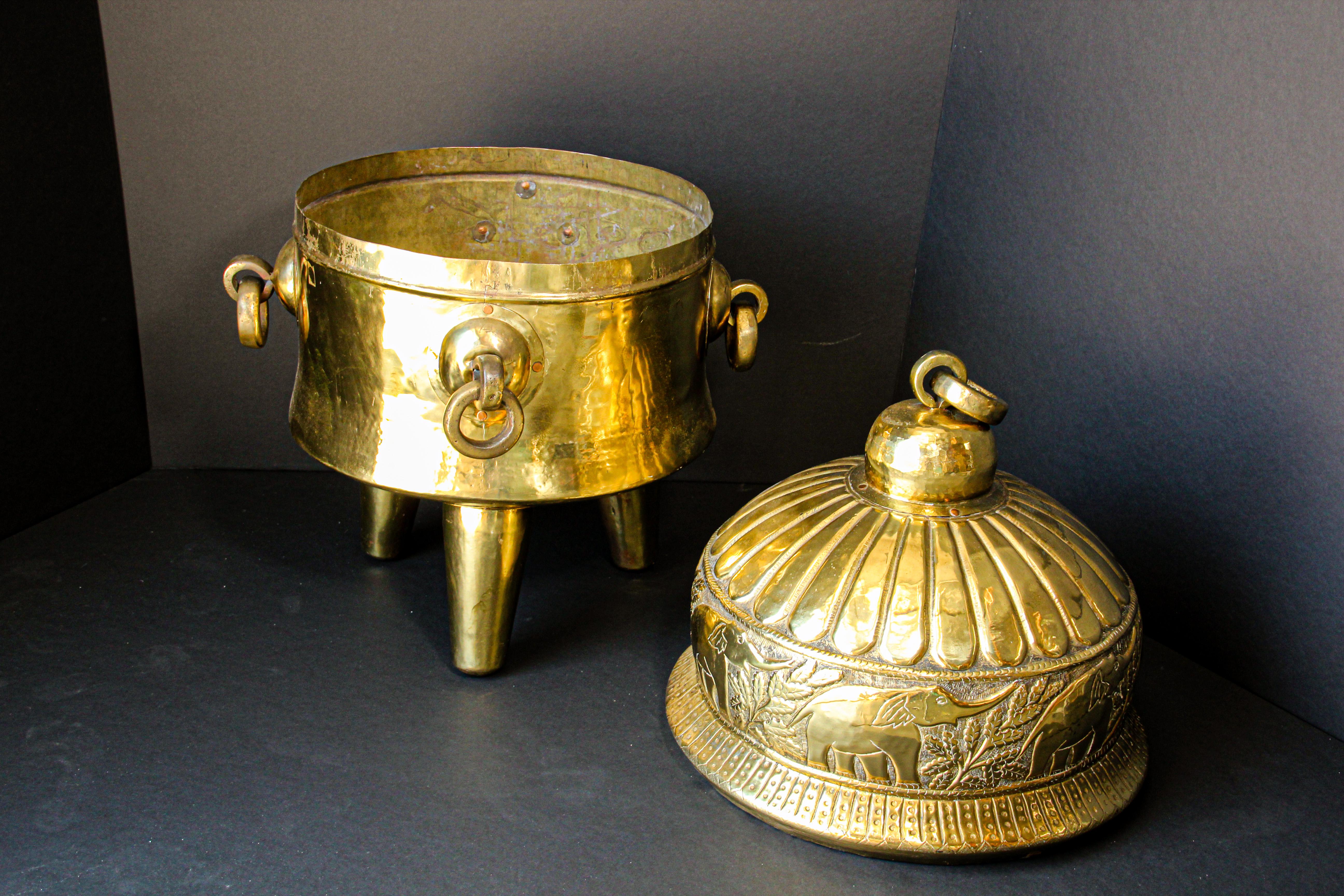 Oversized Antique Polished Brass Dablo Kathi Treasure Chest, West India 7