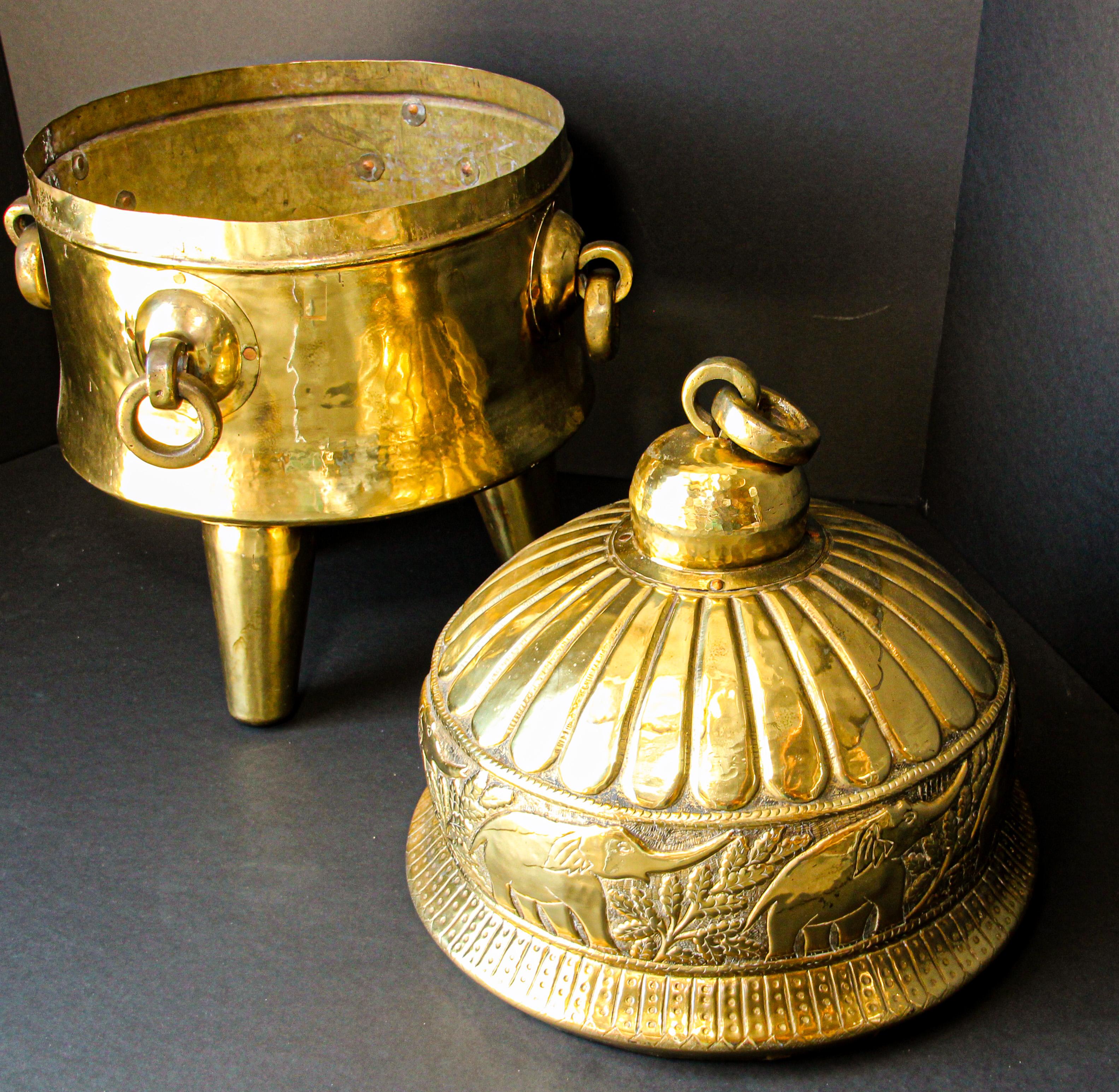 Oversized Antique Polished Brass Dablo Kathi Treasure Chest, West India 8