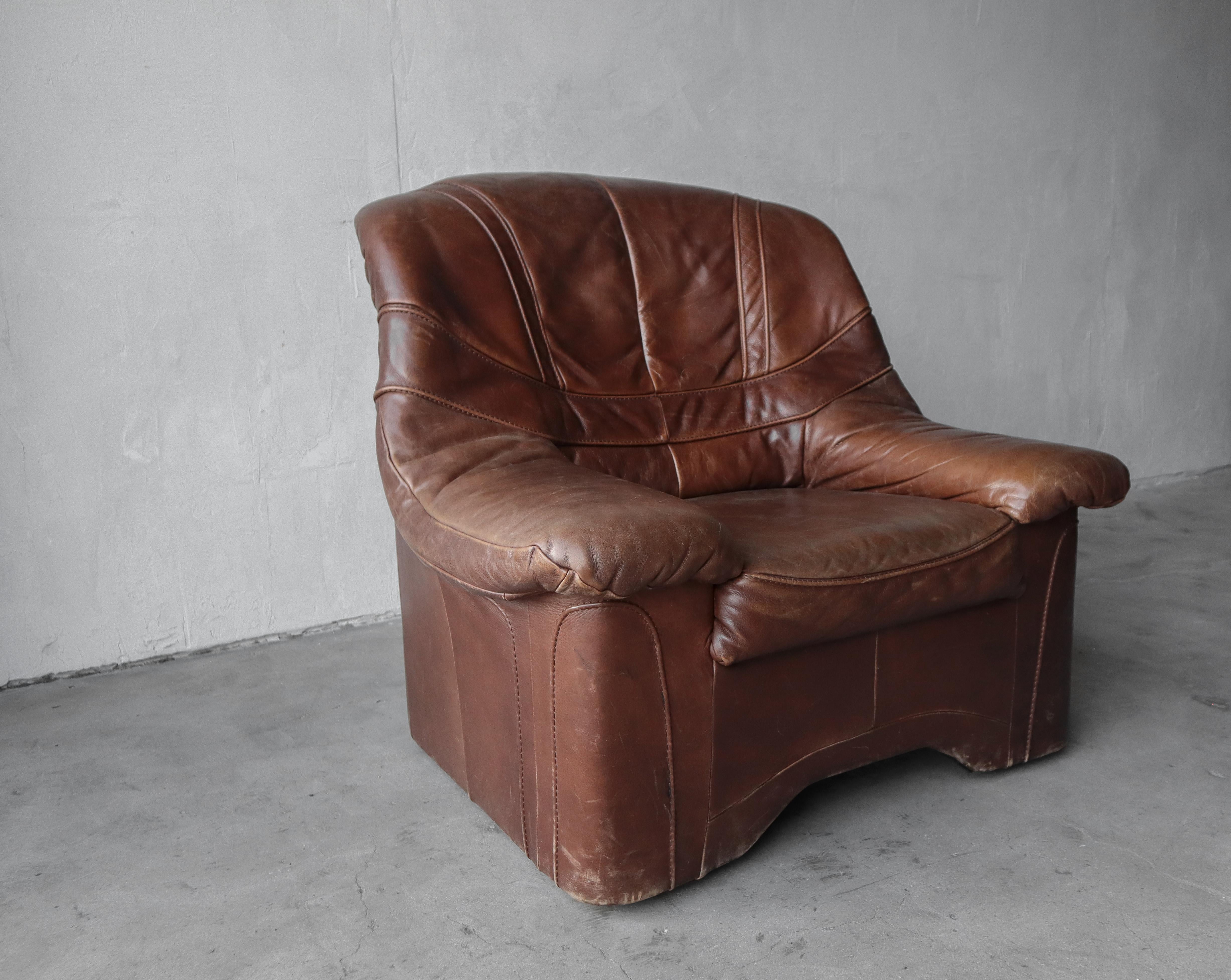 Post-Modern Oversized Post Modern Brazilian Leather Lounge Chair