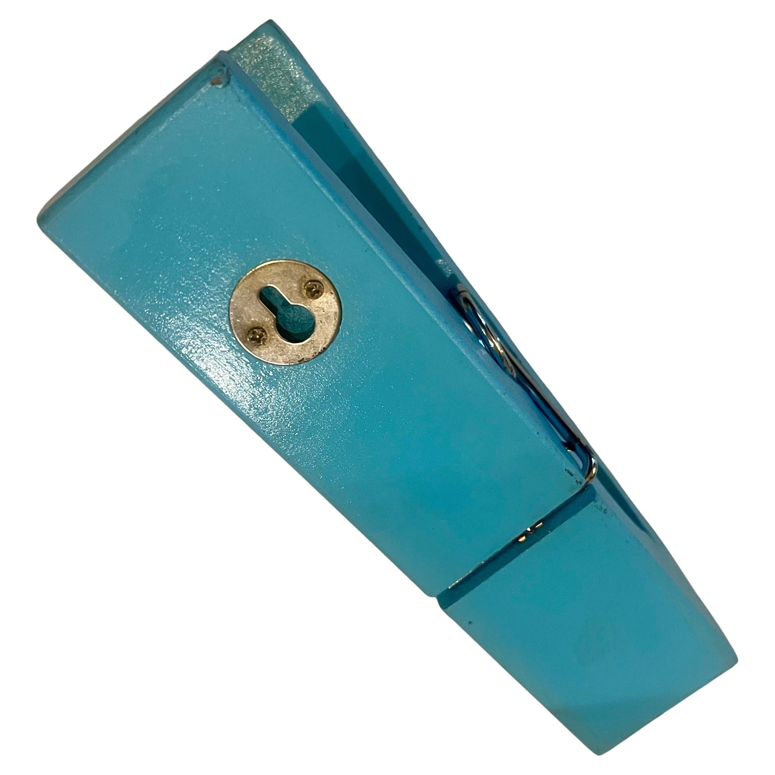 Post-Modern Oversized Postmodern Clothespin Clip Messenger Memo Note Holder wall Hanging