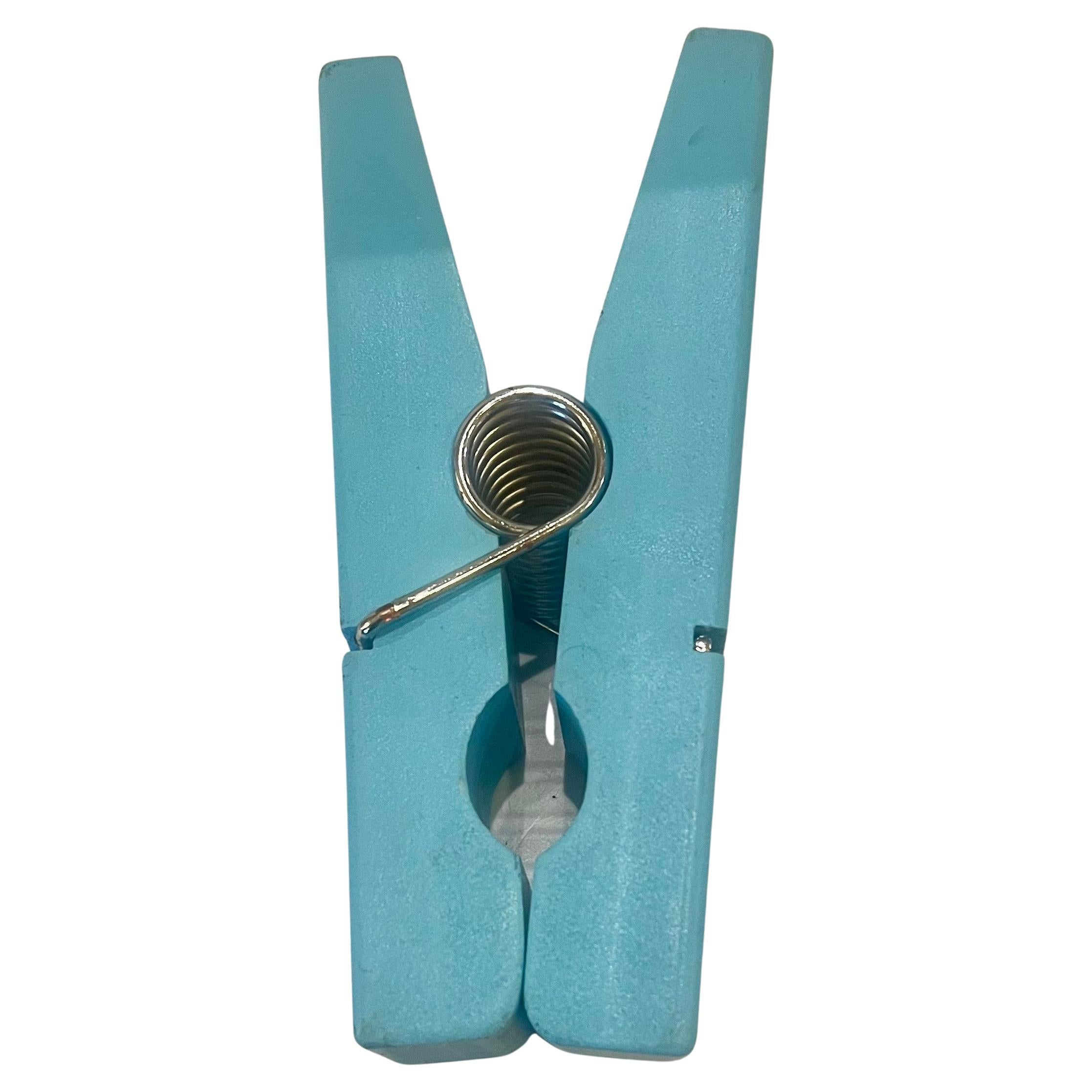 American Oversized Postmodern Clothespin Clip Messenger Memo Note Holder wall Hanging