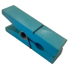 Vintage Oversized Postmodern Clothespin Clip Messenger Memo Note Holder wall Hanging