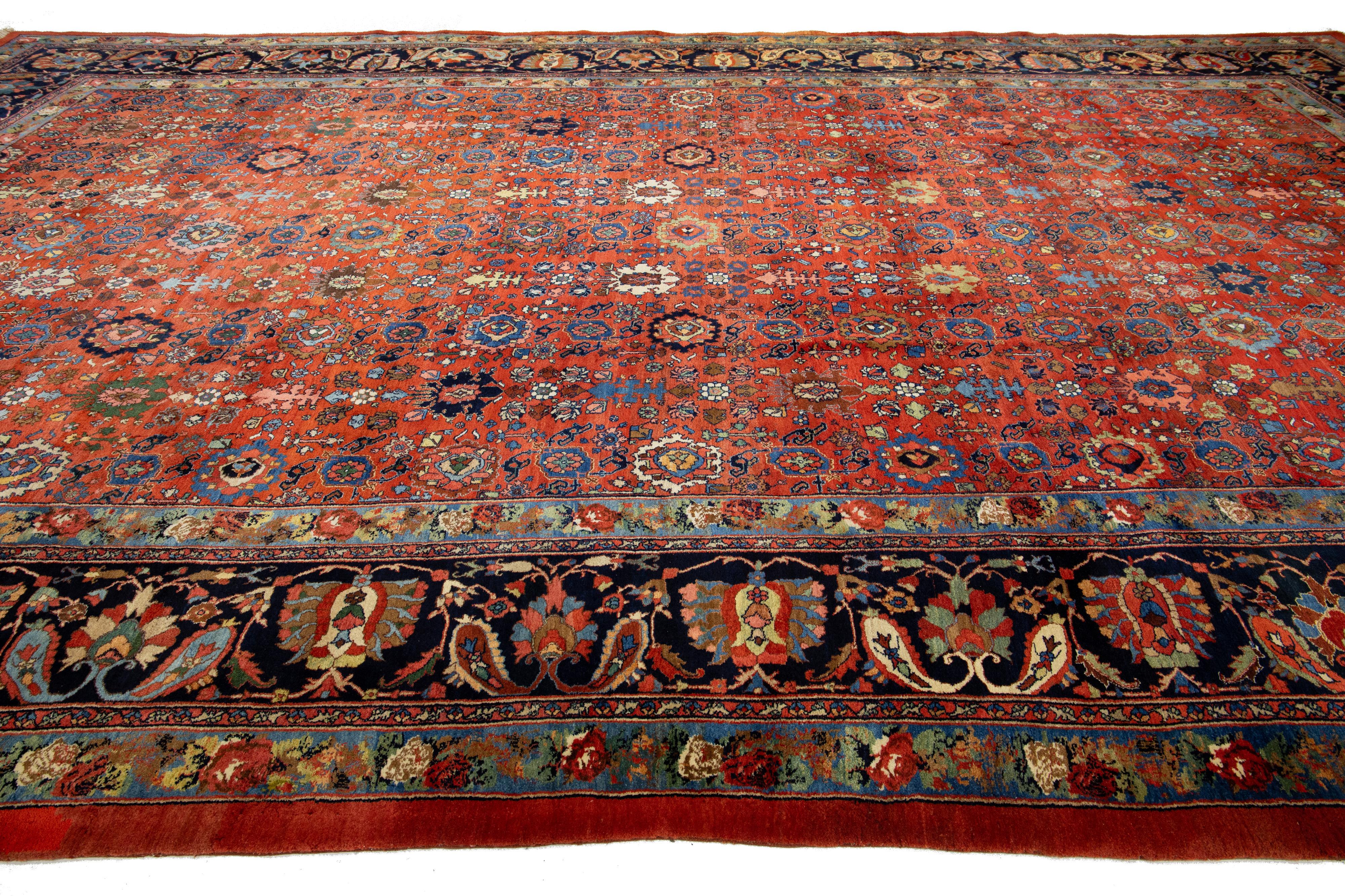 Tapis Bidjar rouge surdimensionné, fabriqué à la main, entièrement recouvert de laine, des années 1900 Excellent état - En vente à Norwalk, CT