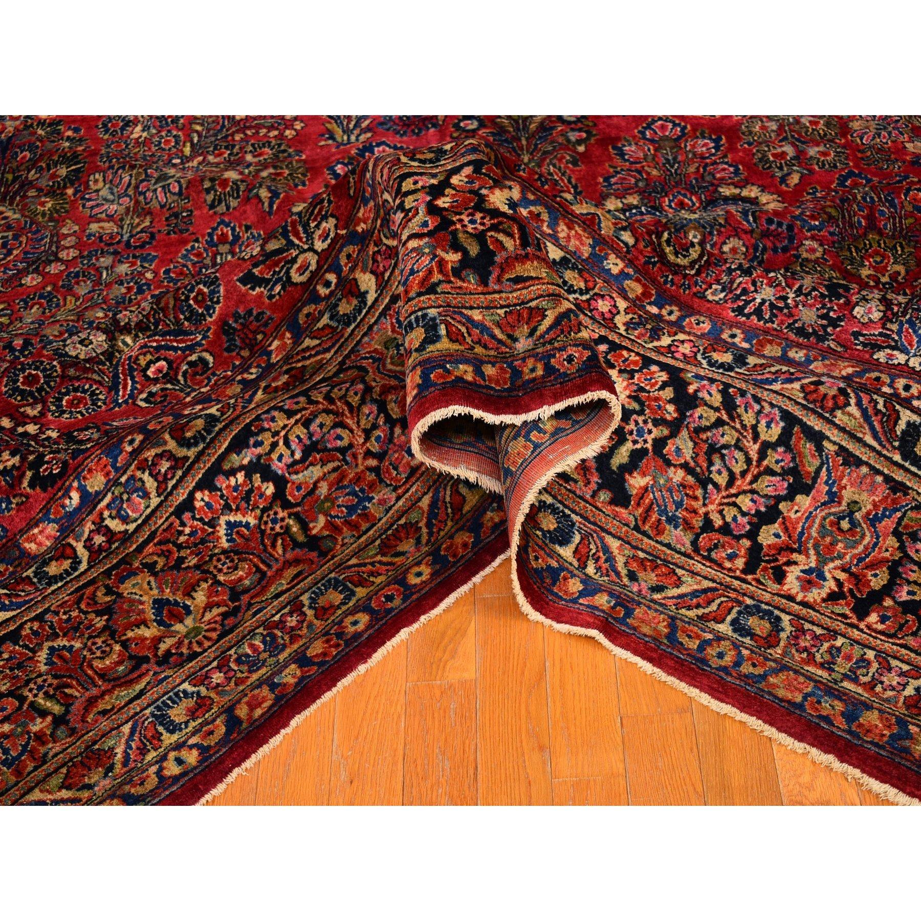 Oversized Red Antique Persian Sarouk Soft Wool Full Pile Hand Knotted Rug In Good Condition In Carlstadt, NJ