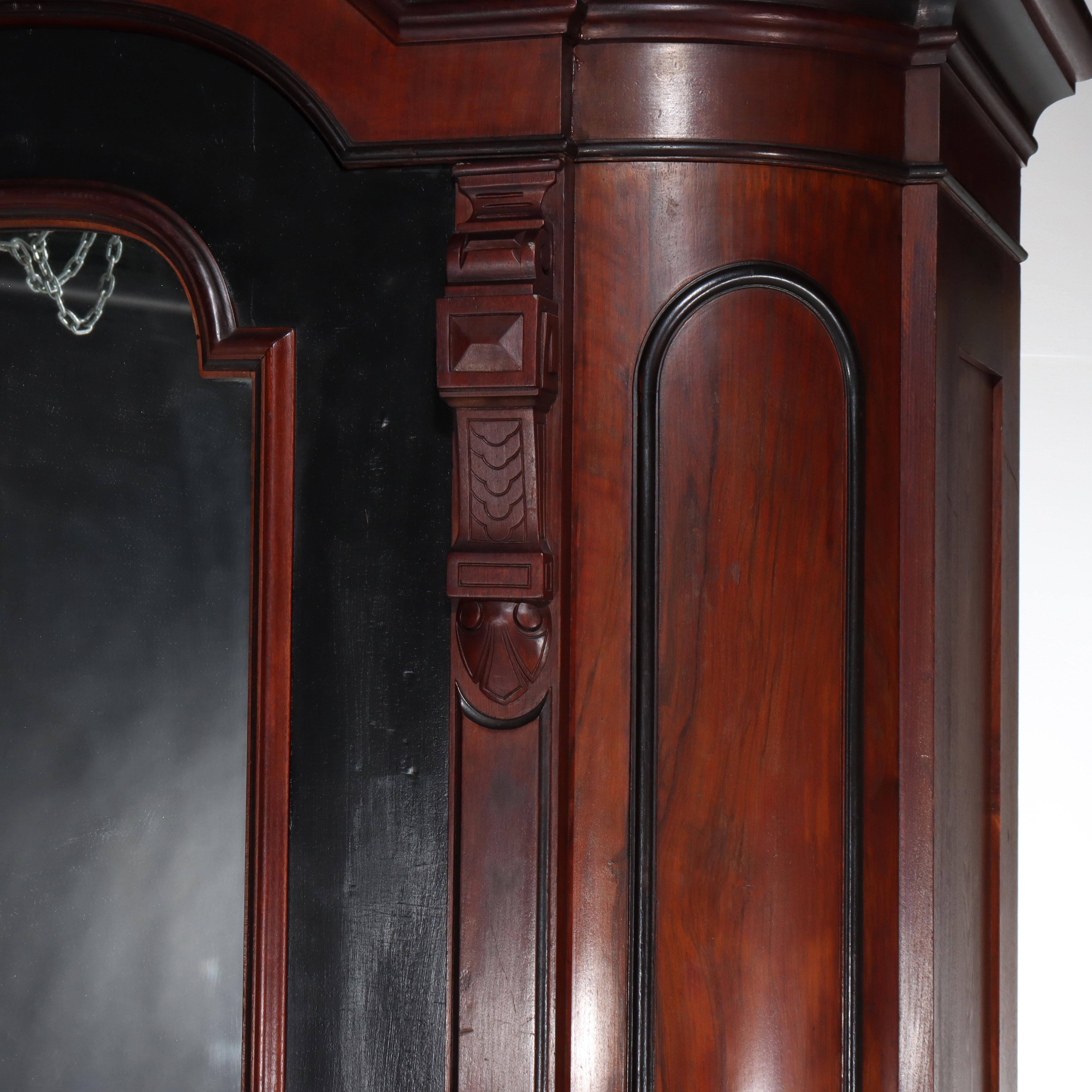 Mogano Armoire oversize rinascimentale in mogano ebanizzato parziale con medaglioni in vendita