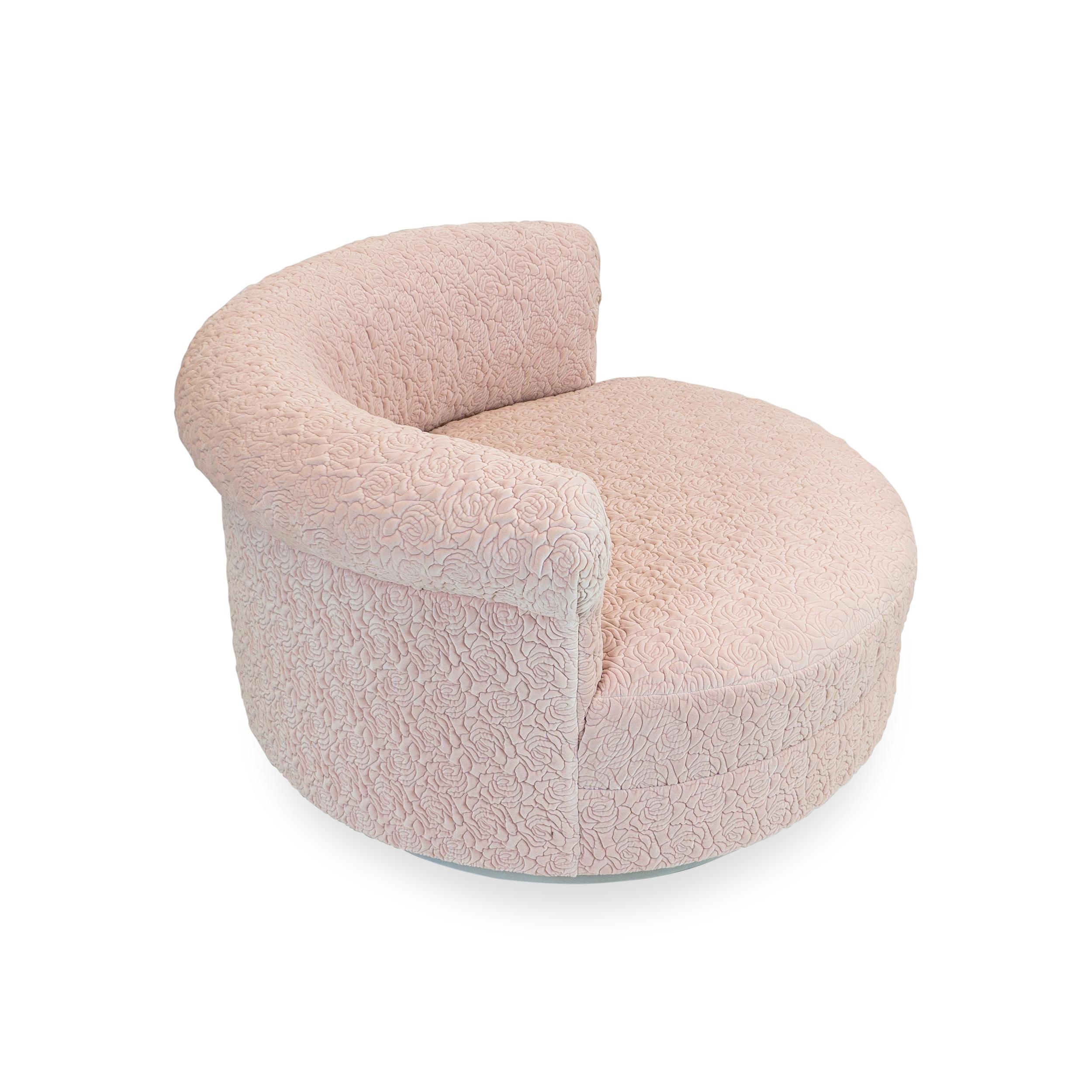 Oversized Round Lounge with Light Pink Quilted Rose Upholstery, Customizable For Sale 2