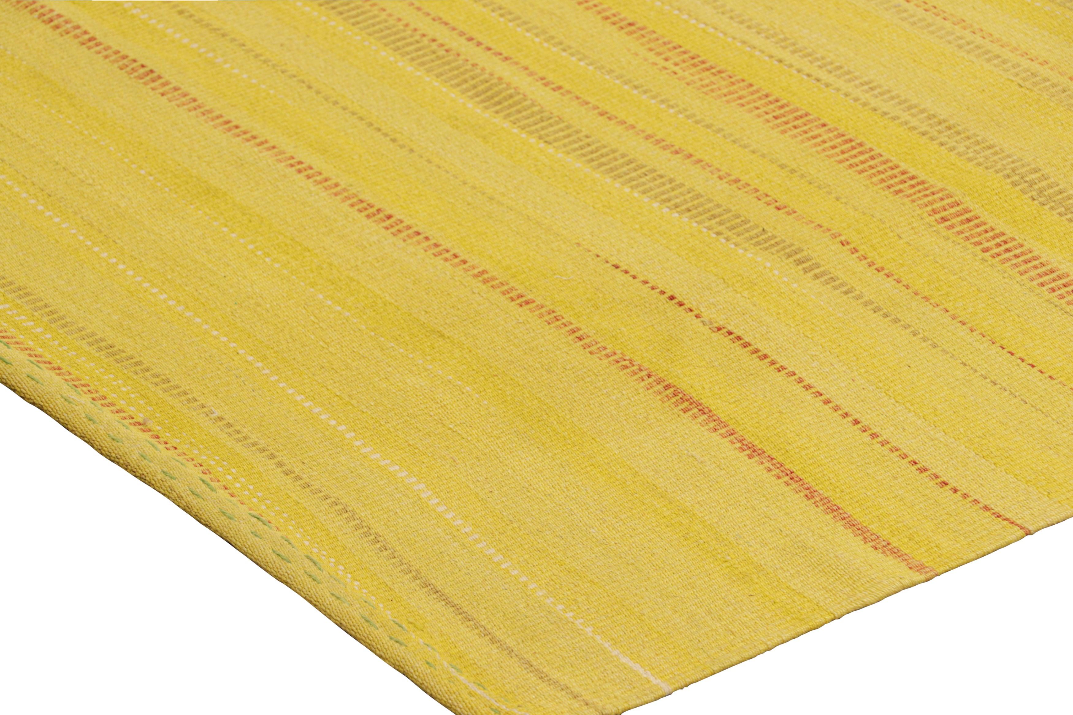 Rug & Kilim’s Oversized Contemporary Kilim in Yellow with Stripes In New Condition For Sale In Long Island City, NY