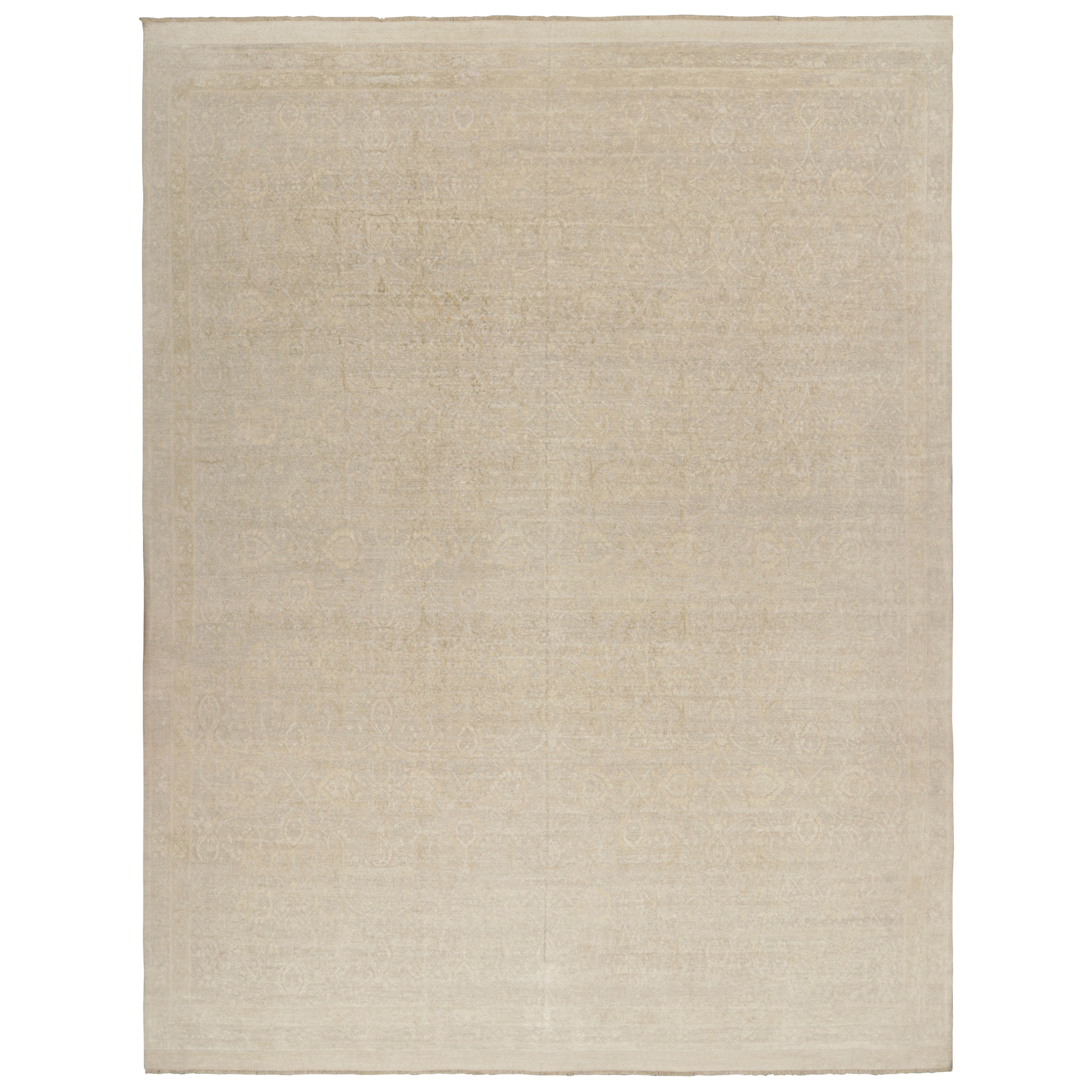 Oversized Rug 
Kilim
s Oushak Style Teppich in Grau und Beige mit floralen Mustern