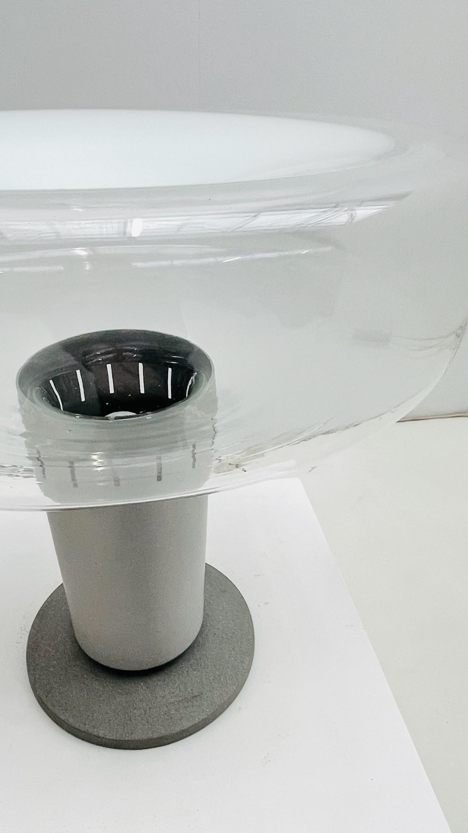 Lámpara de sobremesa de cristal de Murano con pantalla sobredimensionada Aluminio en venta