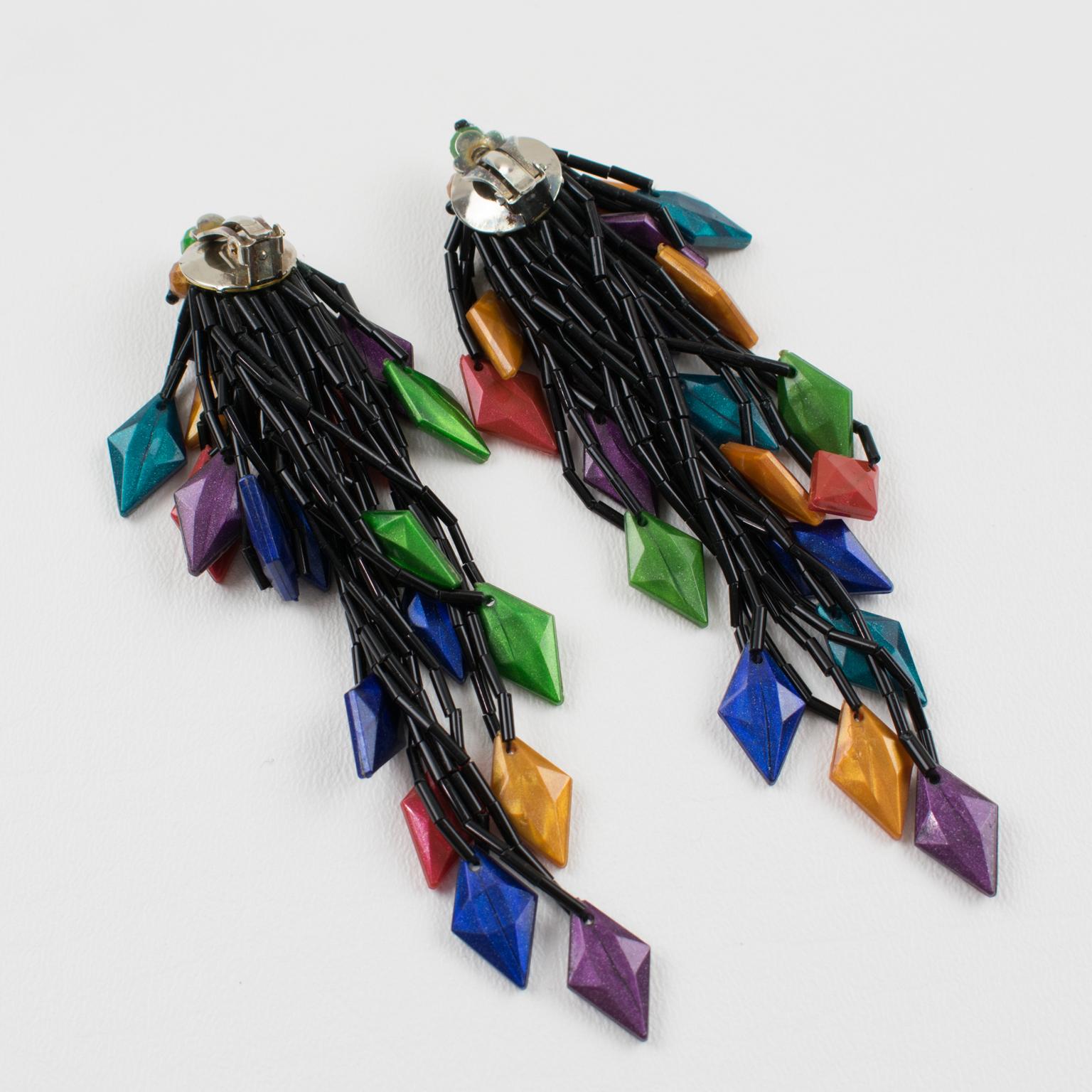 Oversized Shoulder Duster Multicolor Waterfall Lucite and Glass Clip Earrings In Excellent Condition For Sale In Atlanta, GA