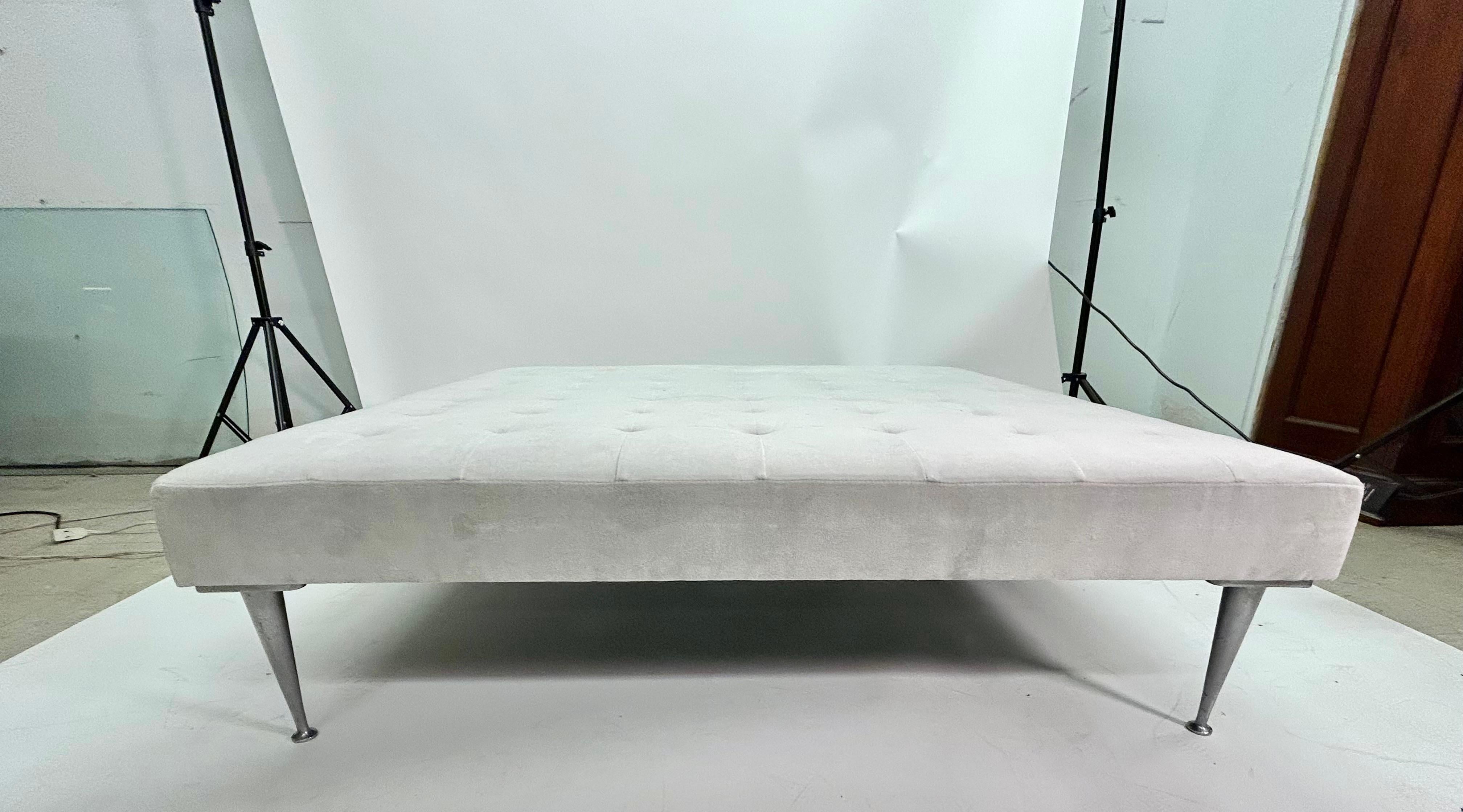 Oversized Square Tufted Ottoman in Light Grey Velvet with Solid Cast Steel Legs In condizioni buone in vendita a Wilton, CT