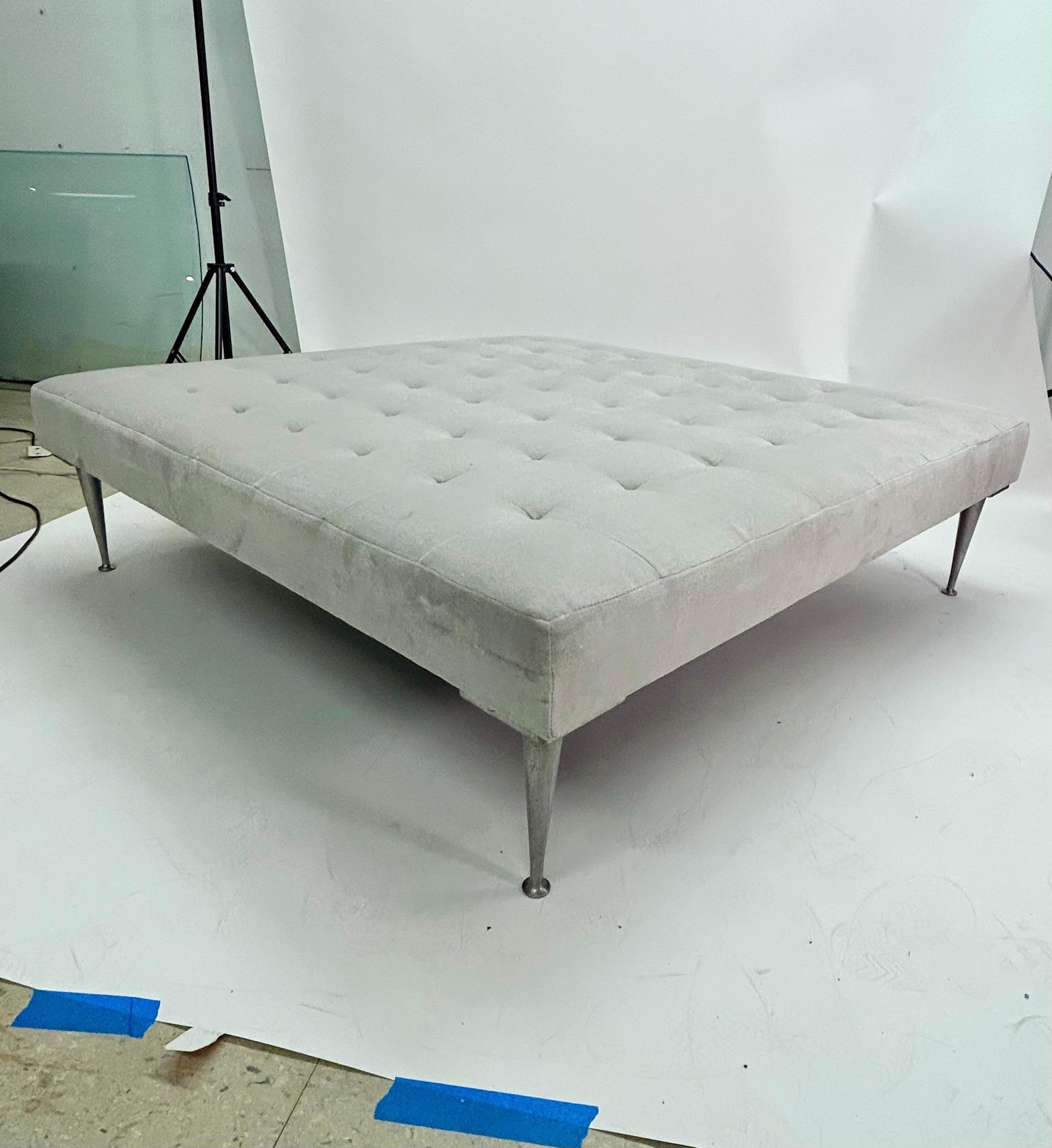 Velluto Oversized Square Tufted Ottoman in Light Grey Velvet with Solid Cast Steel Legs in vendita