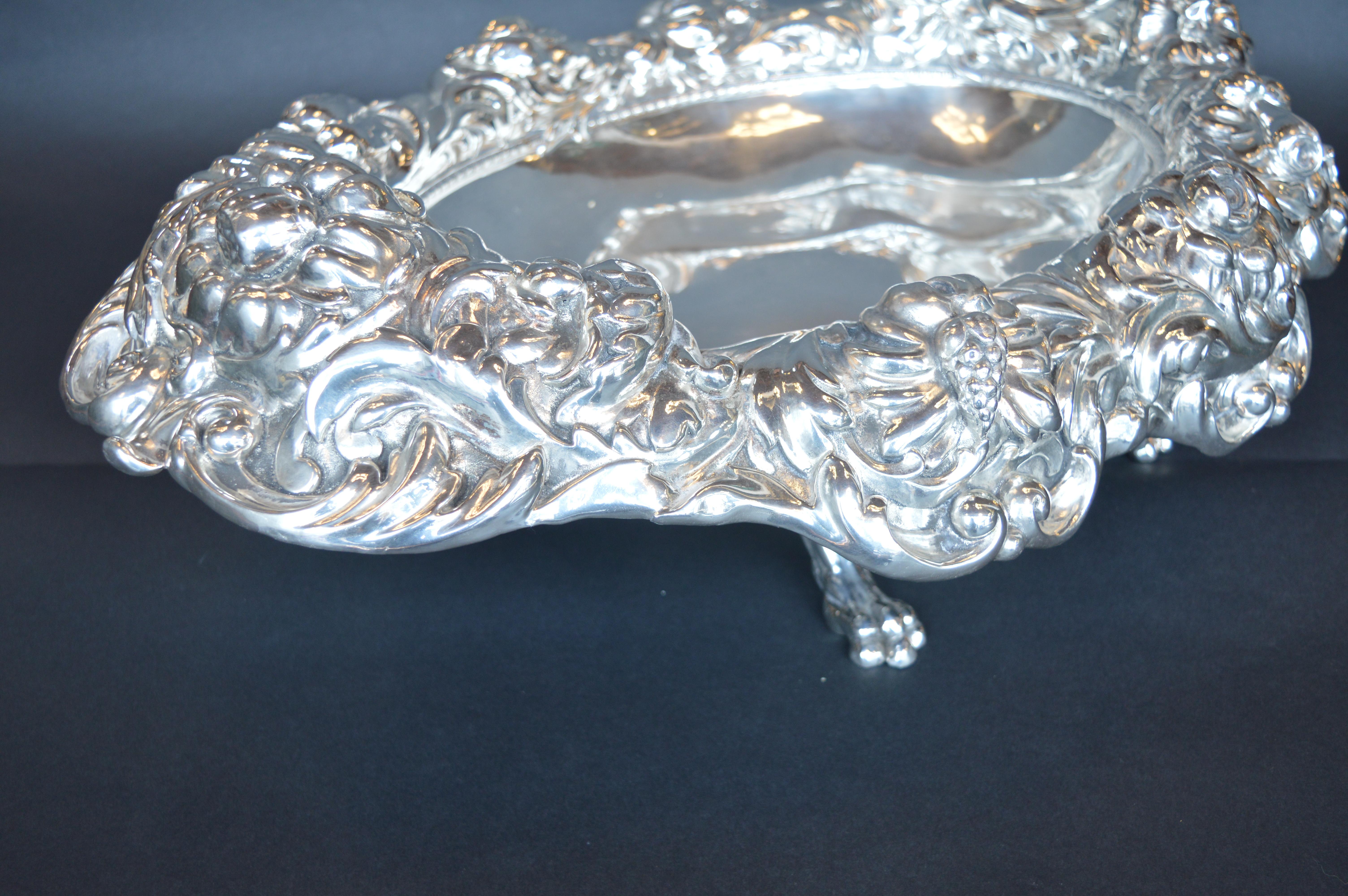 Oversized Sterling Silver Centre Serving Dish In Good Condition In Los Angeles, CA