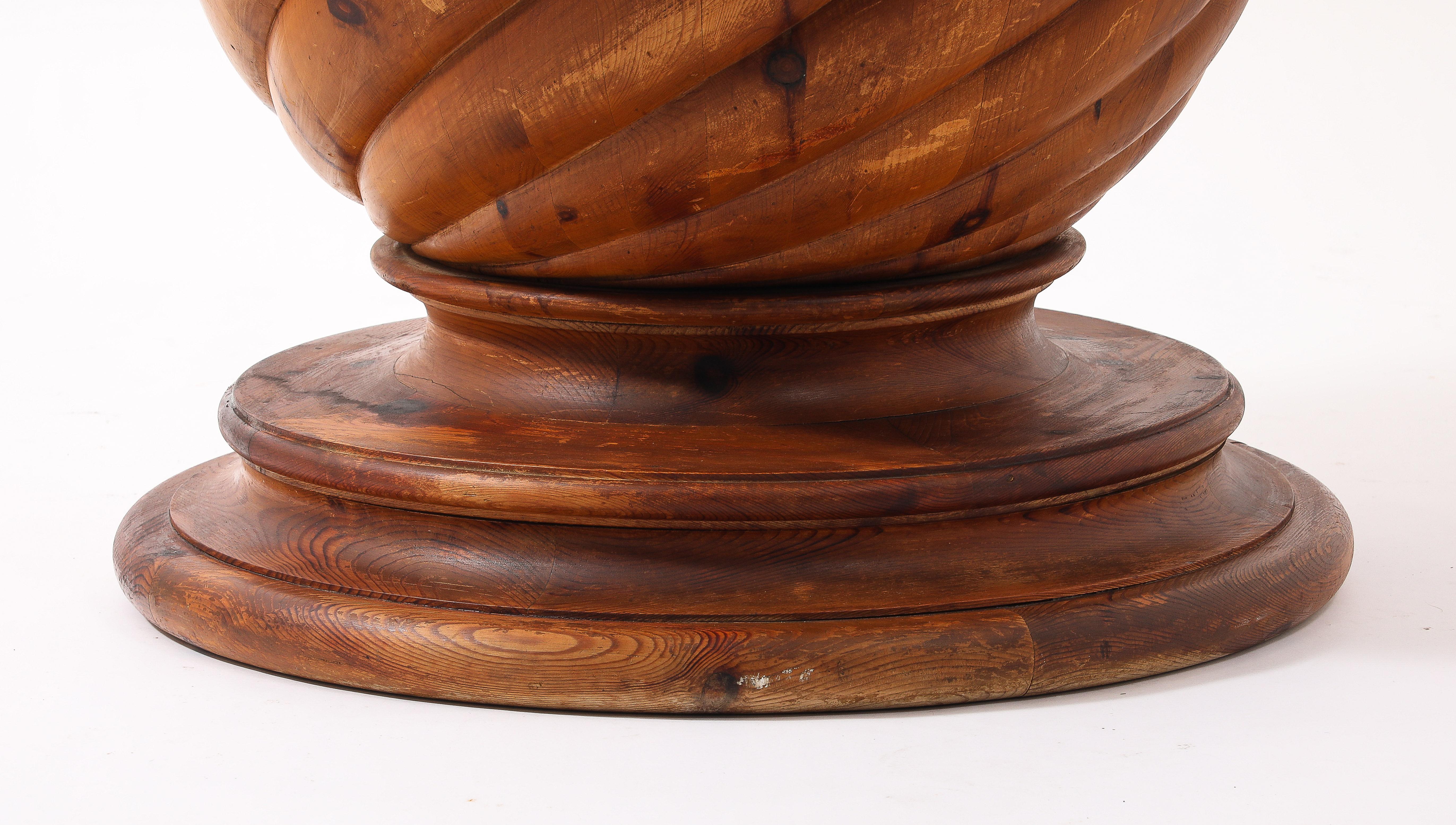 Jardinière surdimensionnée en pin suédois, Suède, années 1960 Bon état - En vente à New York, NY