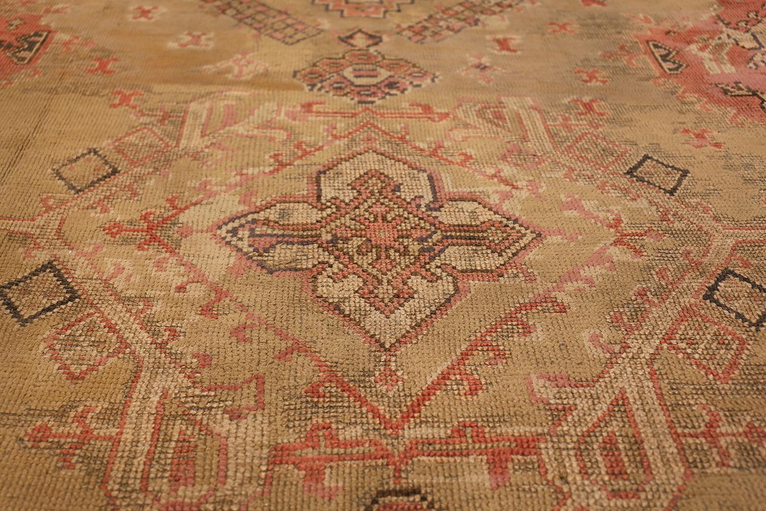 Antique Turkish Oushak Rug. Size: 16 ft 3 in x 24 ft 7 in  For Sale 1