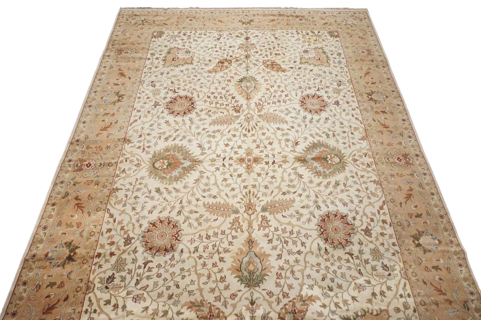 Übergroßes, pflanzlich gefärbtes Jaipur (Sonstiges) im Angebot