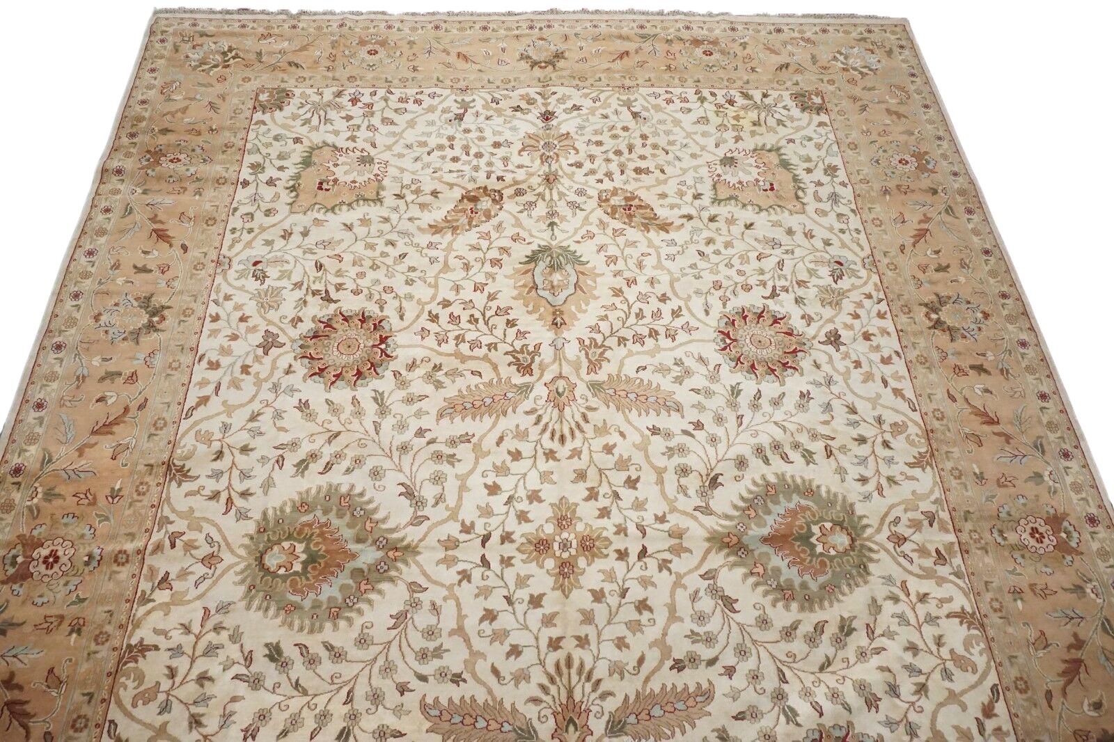 Übergroßes, pflanzlich gefärbtes Jaipur (Indisch) im Angebot