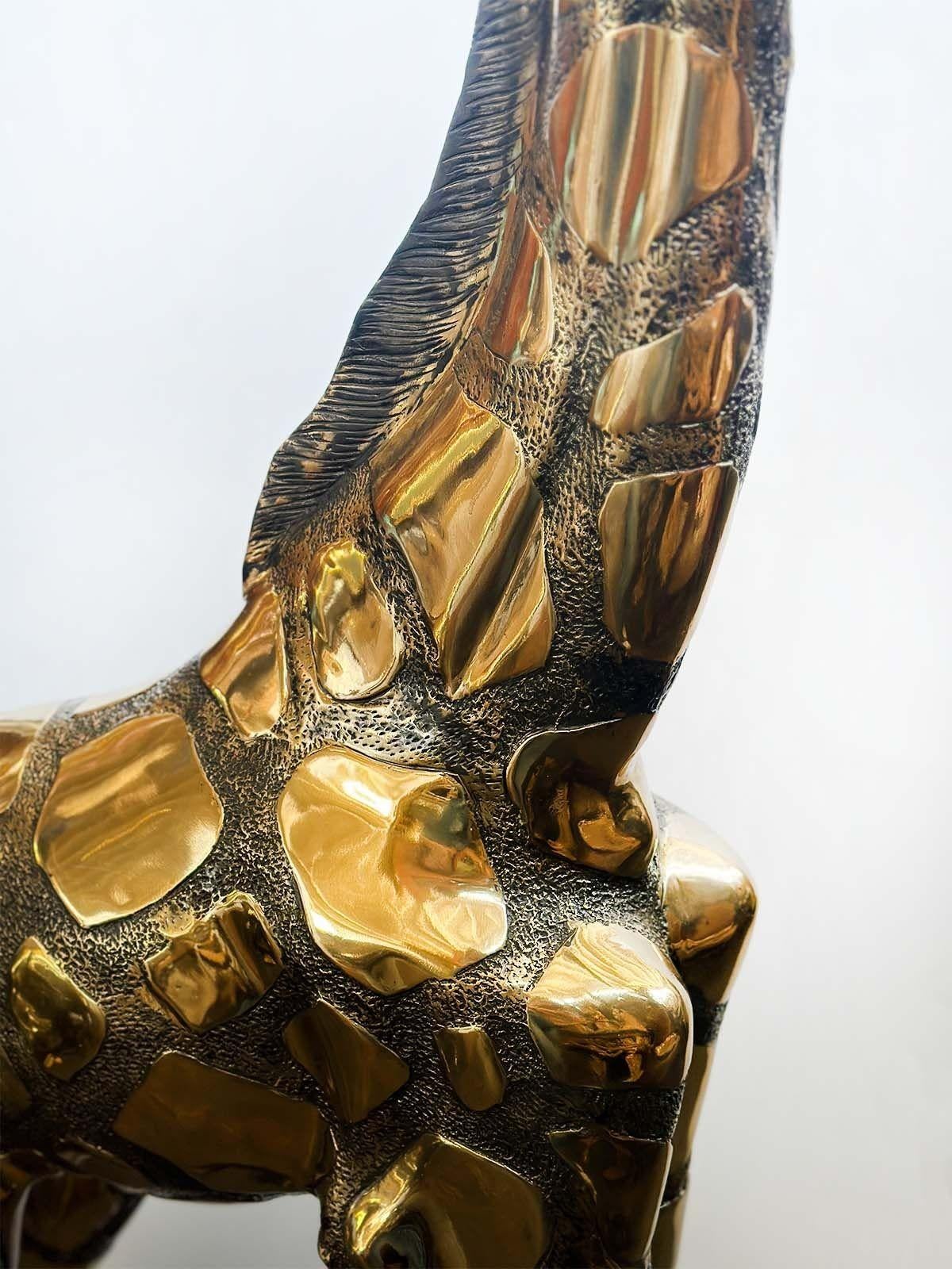 Sculpture de girafe vintage surdimensionnée en laiton d'après J. Moigniez Bon état - En vente à Los Angeles, CA
