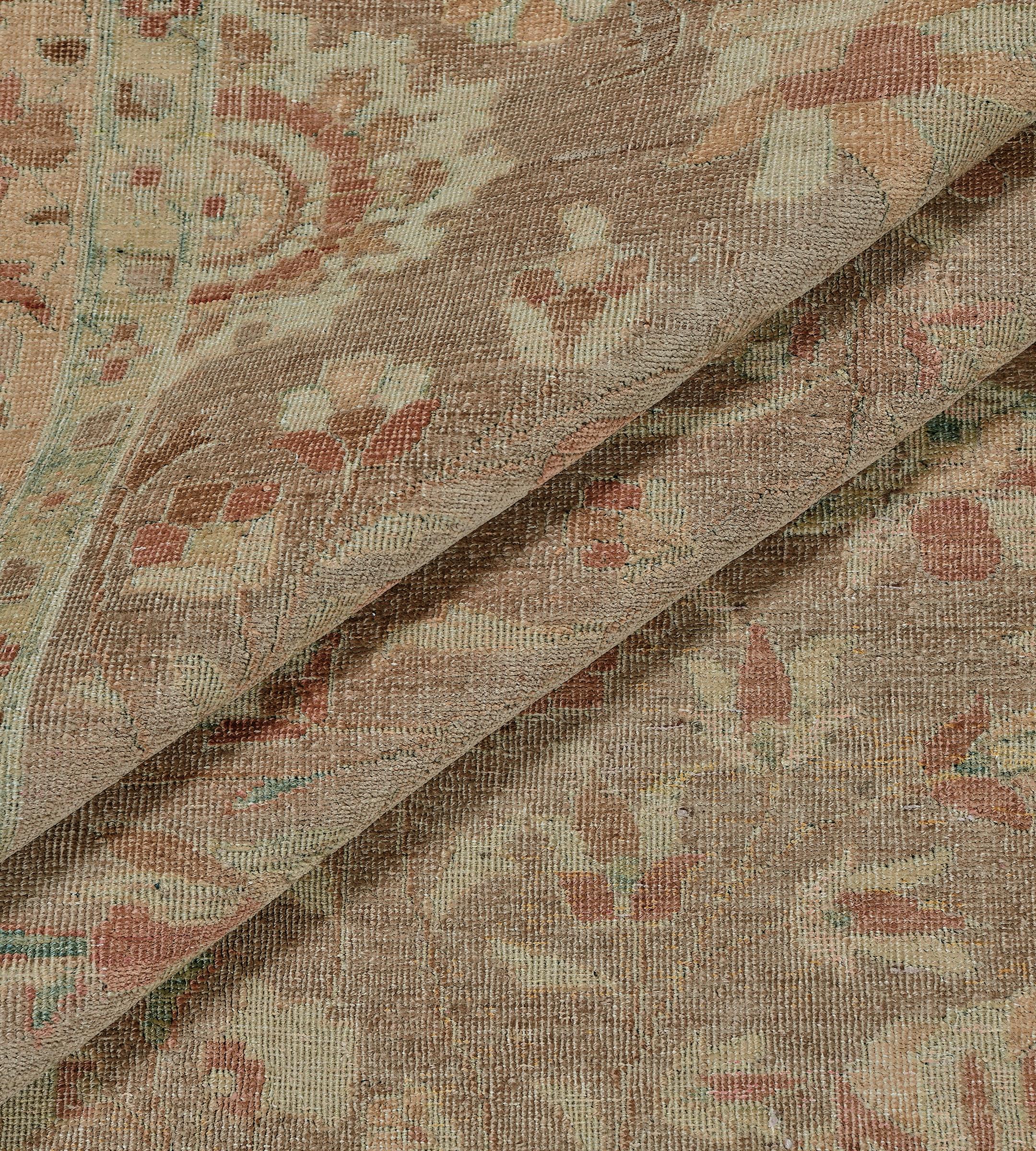 Übergroßer Perserteppich aus brauner Wolle mit Blumenmuster, Circa 1910 im Angebot 2