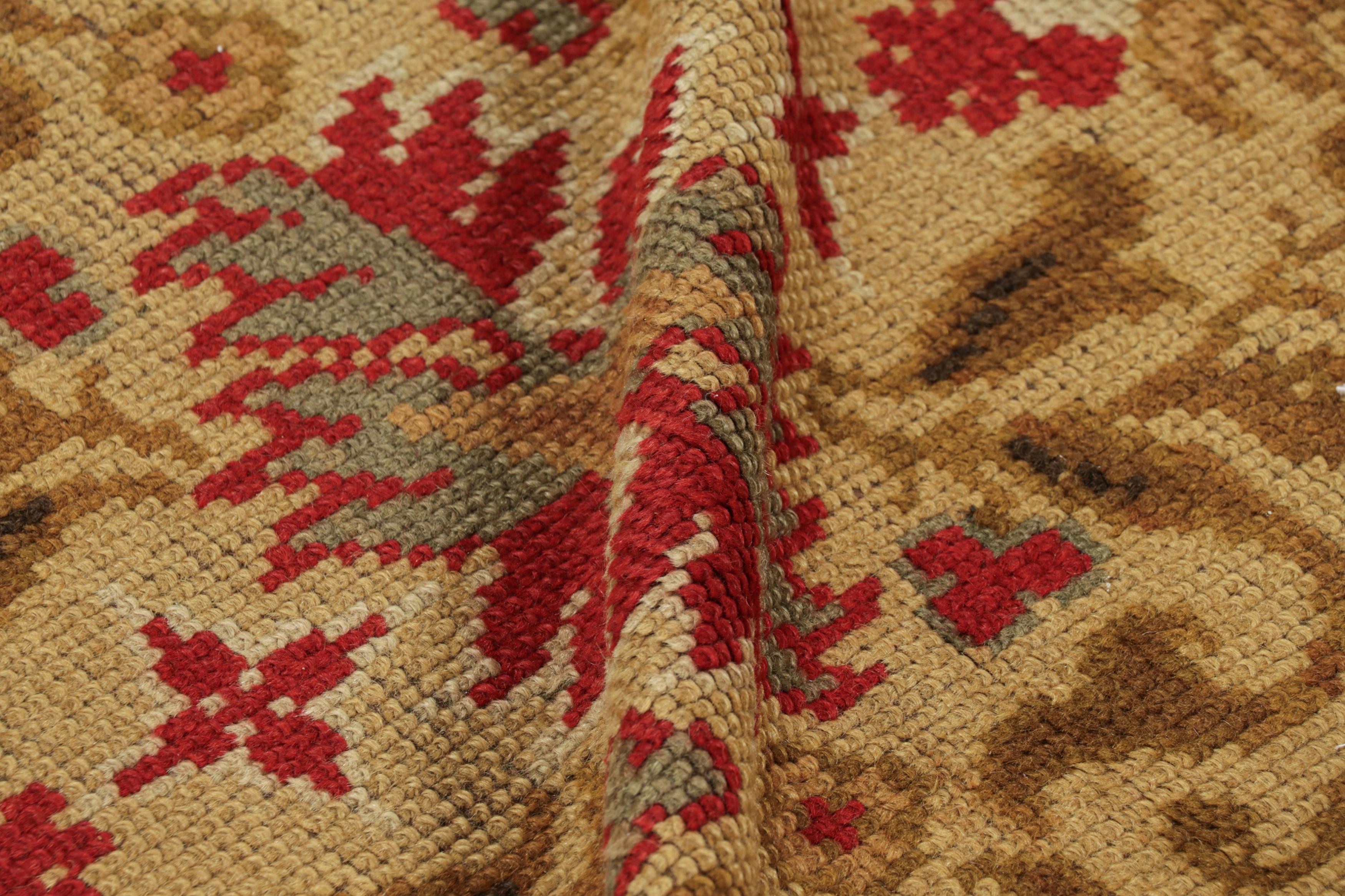 Übergroßer Vintage-Donegal-Teppich in Gold und Rot mit Blumenmustern - Rug & Kilim im Angebot 2