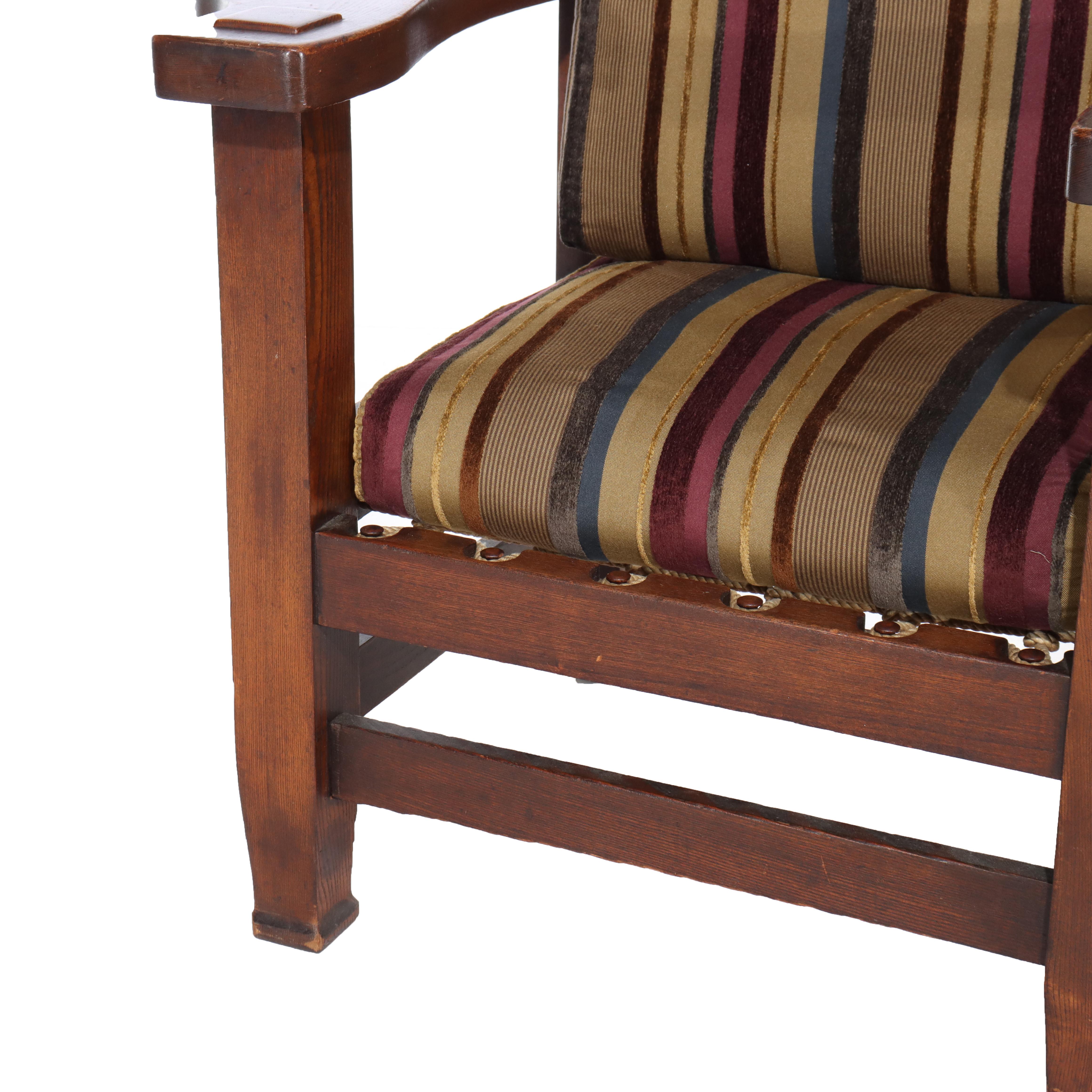 Sillón sobredimensionado Vintage Eastlake Stickley Style Mission Oak 20thC en Bueno estado para la venta en Big Flats, NY