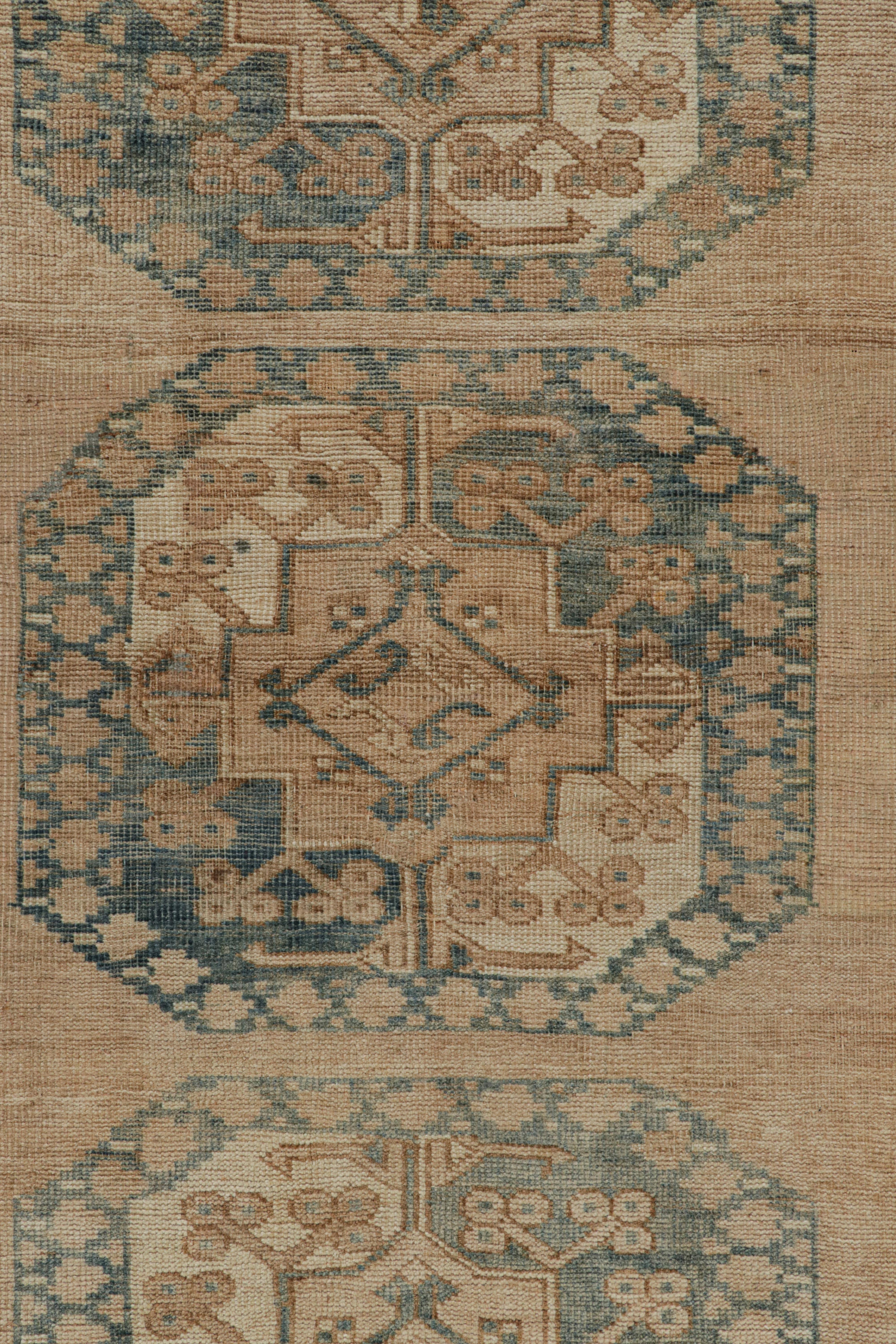 Übergroßer Vintage Ersari-Teppich mit geometrischen Medaillons, von Rug & Kilim (Türkisch) im Angebot