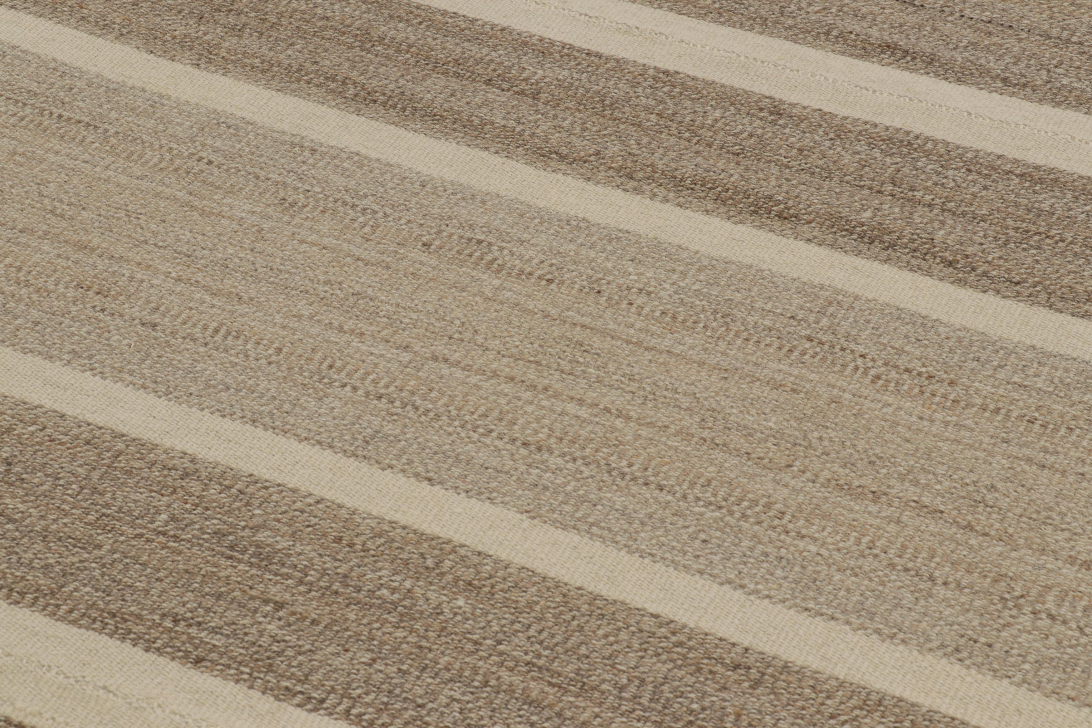 Übergroßer Vintage Kilim in Beige-Braun und Creme Geometrische Streifen - Rug & Kilim (Türkisch) im Angebot