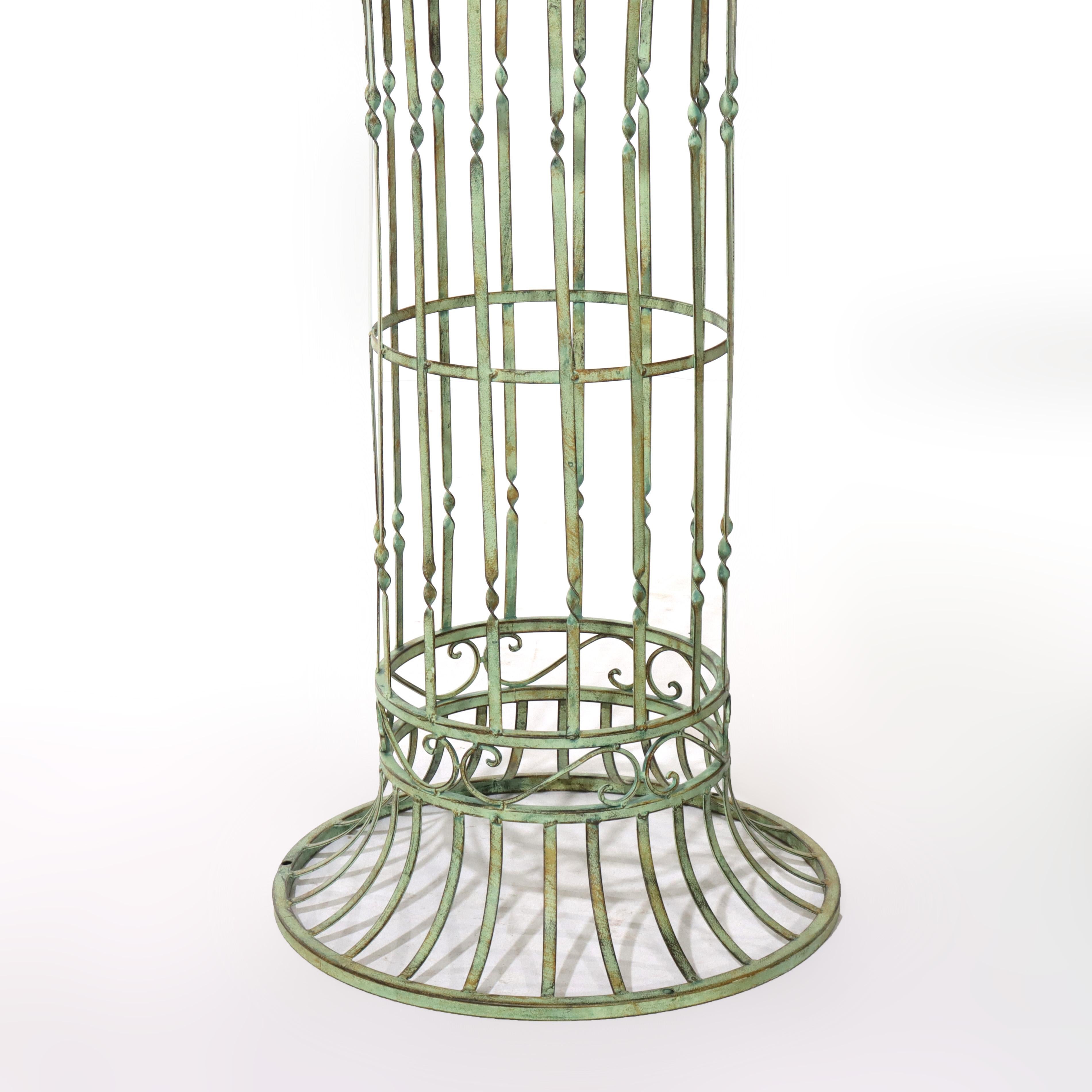 Arche d'entrée de jardin surdimensionnée en fil métallique vintage Verdigris 20thC en vente 2